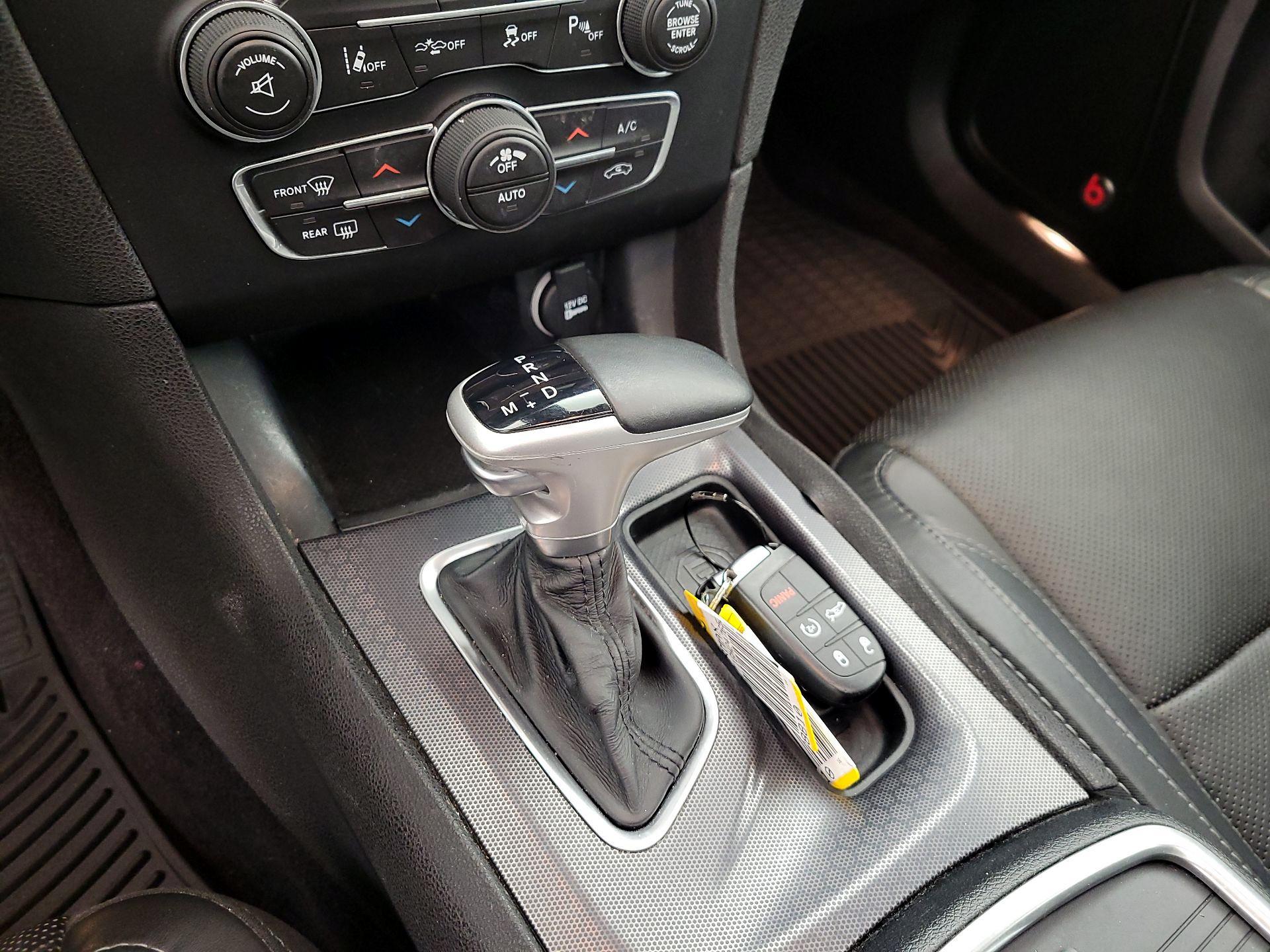 Thumbnail: 2016 Dodge Charger - 18