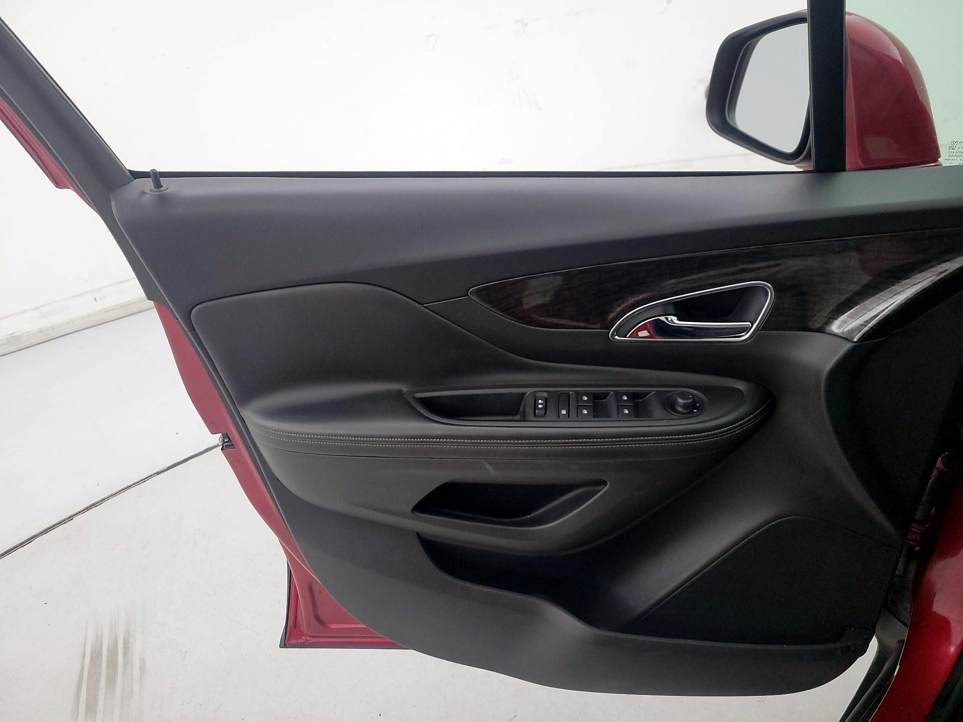 Thumbnail: 2015 Buick Encore - 12