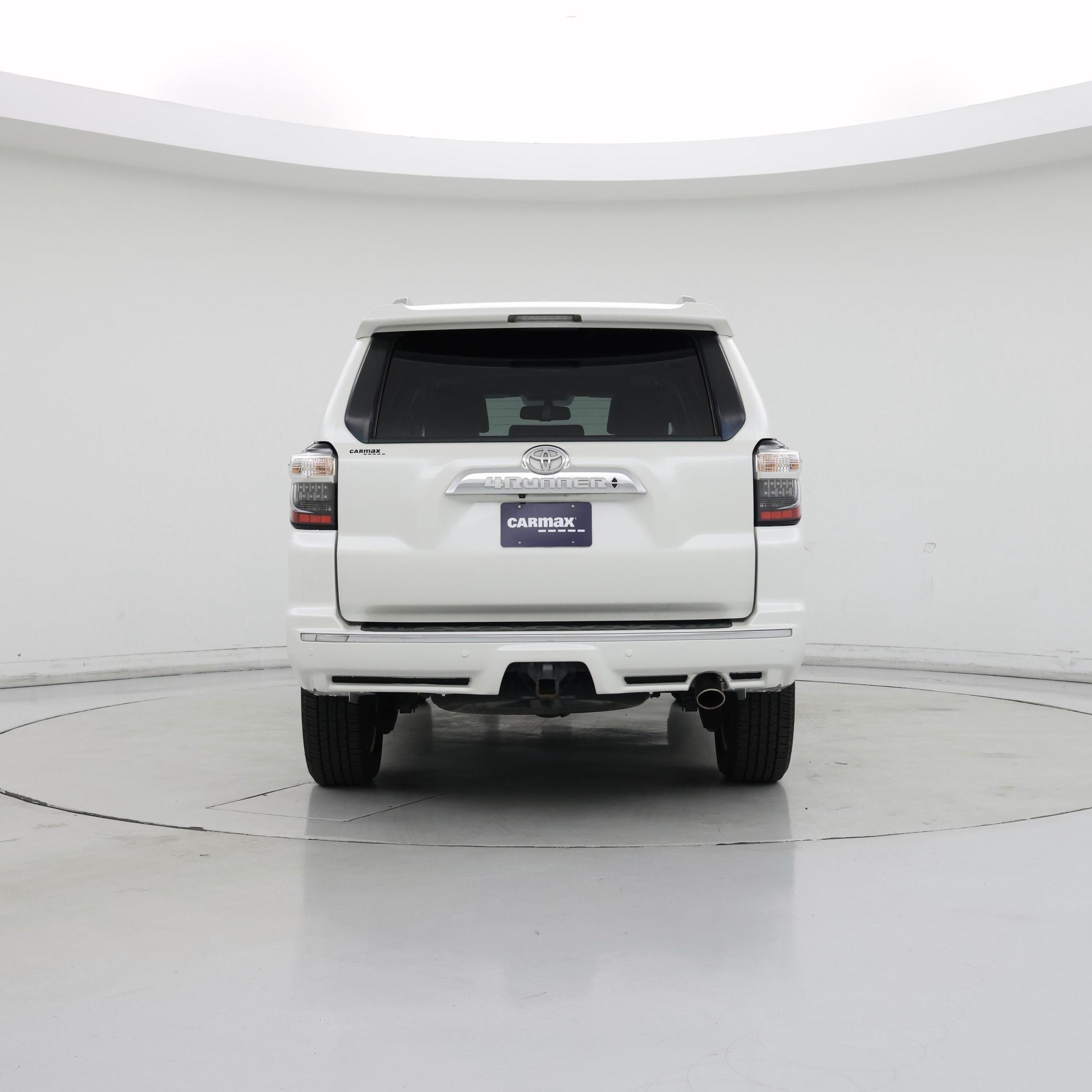 Thumbnail: 2015 Toyota 4Runner - 6