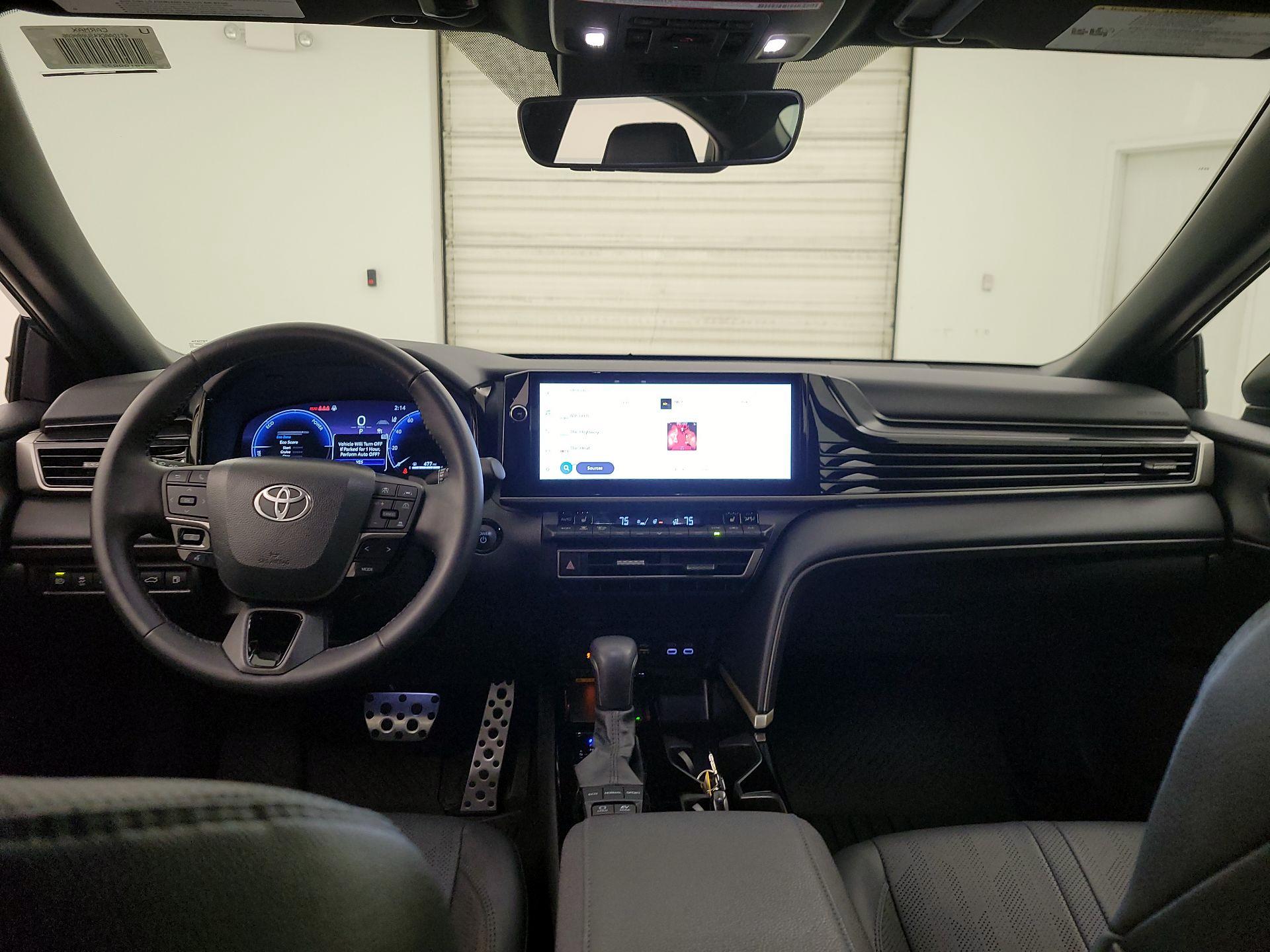 Thumbnail: 2025 Toyota Camry - 9