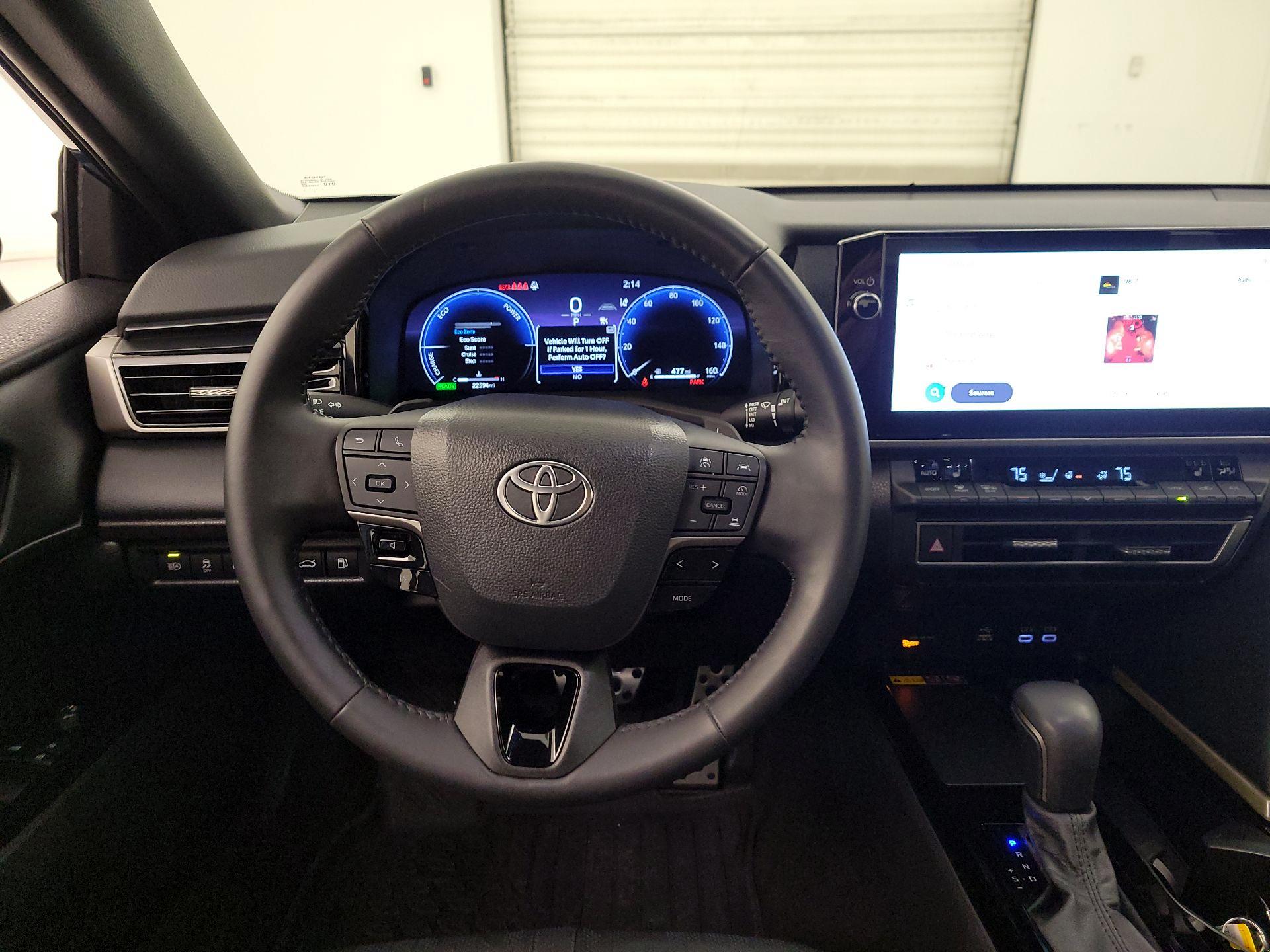 Thumbnail: 2025 Toyota Camry - 10