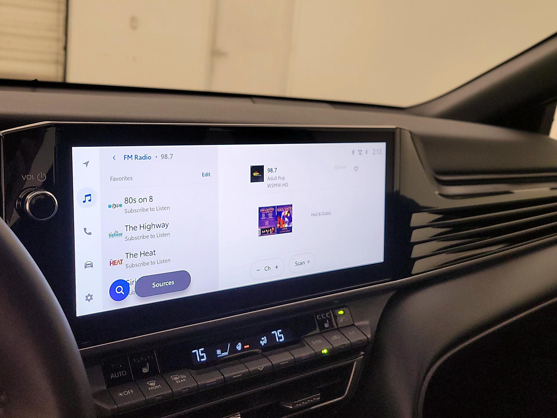 Thumbnail: 2025 Toyota Camry - 15