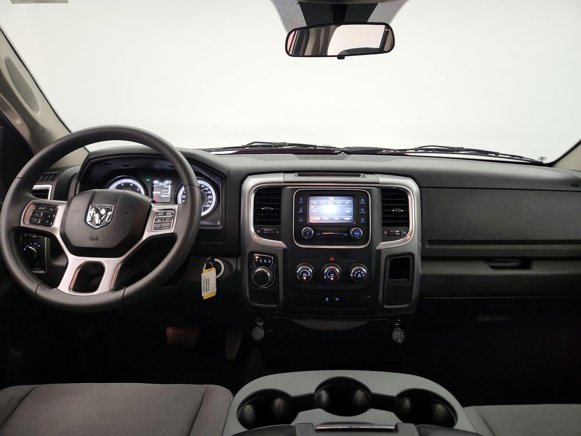 Thumbnail: 2024 RAM 1500 Classic - 9