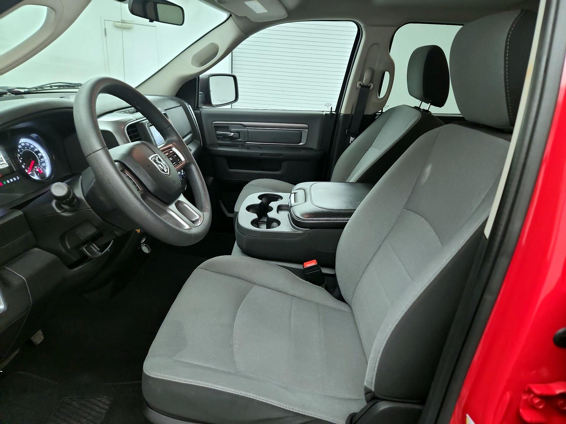 Thumbnail: 2024 RAM 1500 Classic - 11