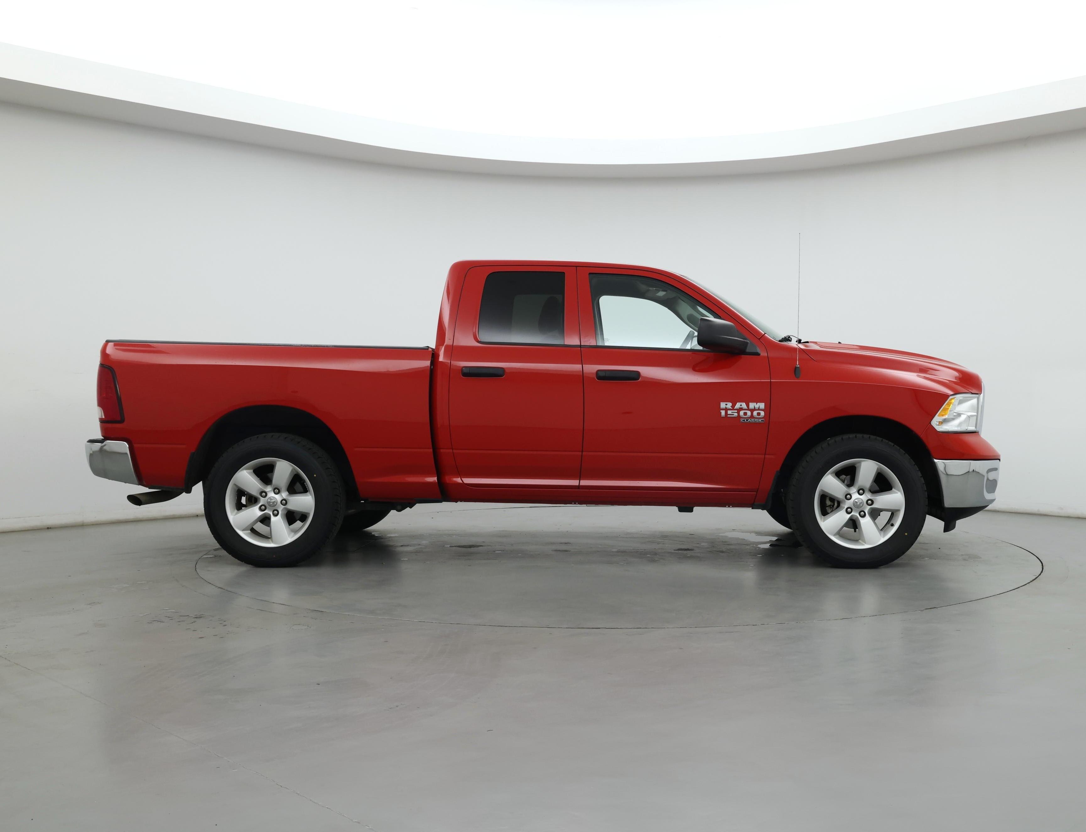 Thumbnail: 2024 RAM 1500 Classic - 7
