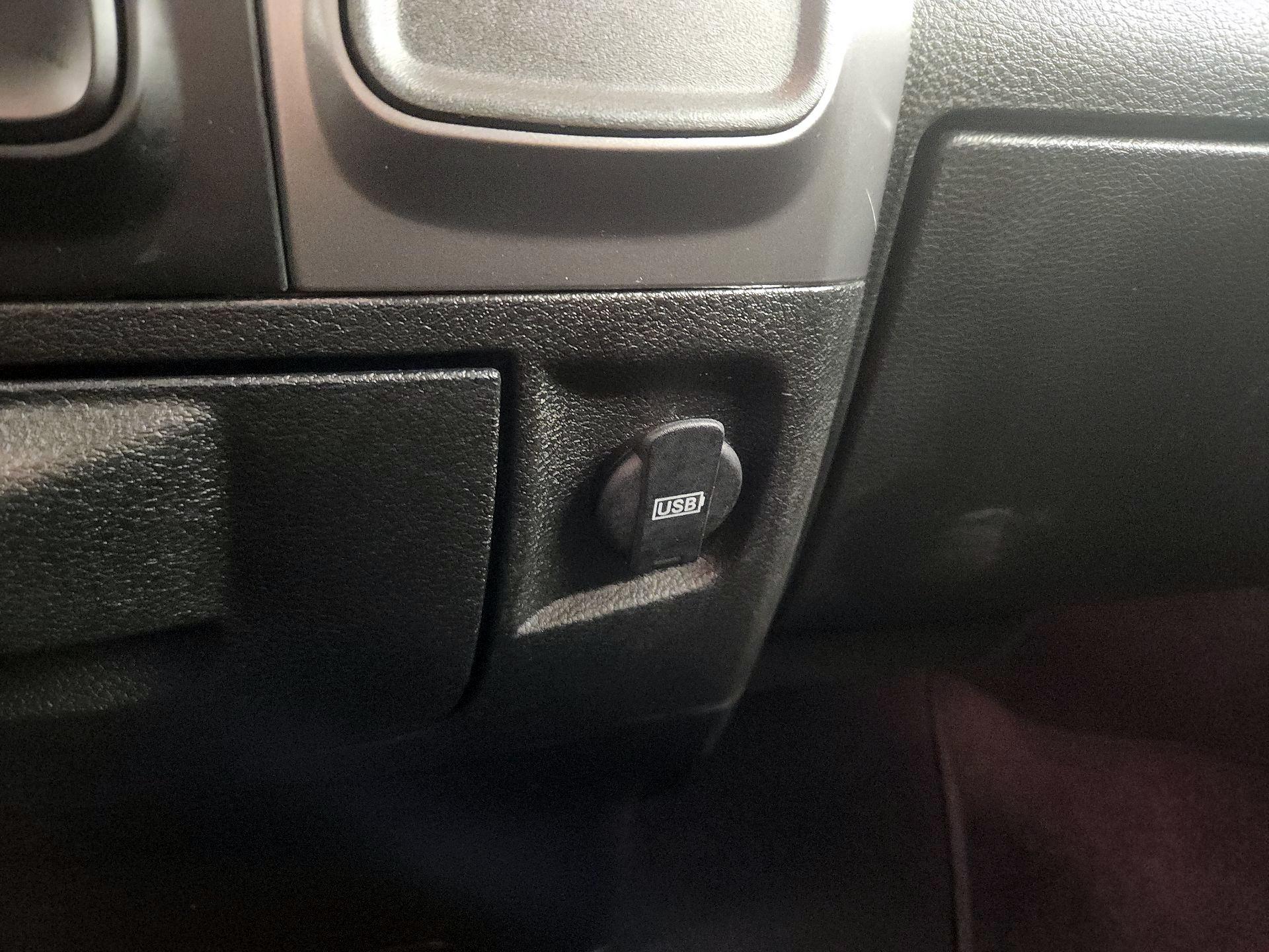 Thumbnail: 2024 RAM 1500 Classic - 18