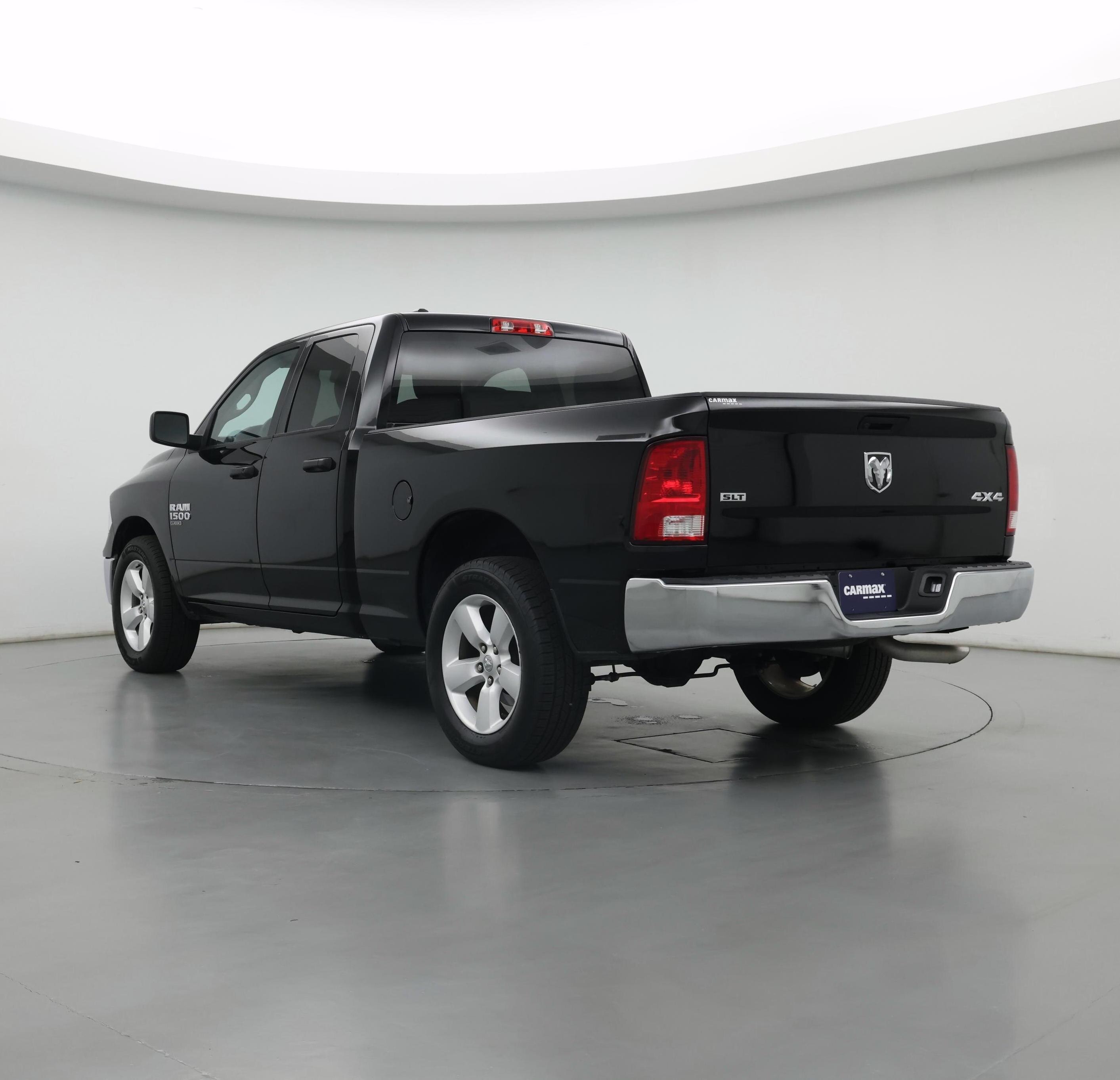 Thumbnail: 2024 RAM 1500 Classic - 2