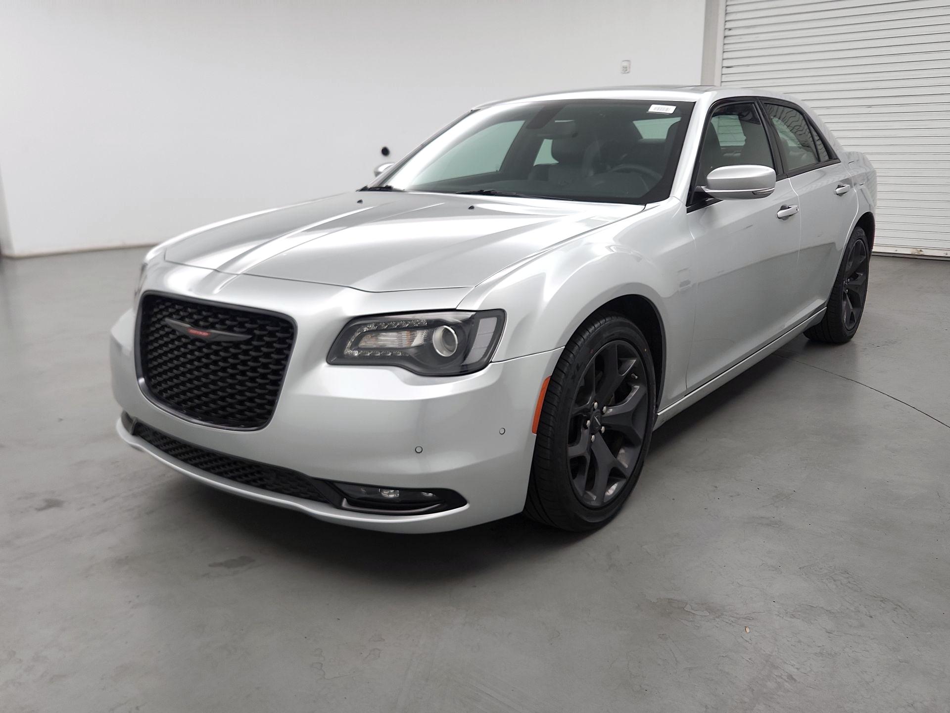 Thumbnail: 2023 Chrysler 300 - 3
