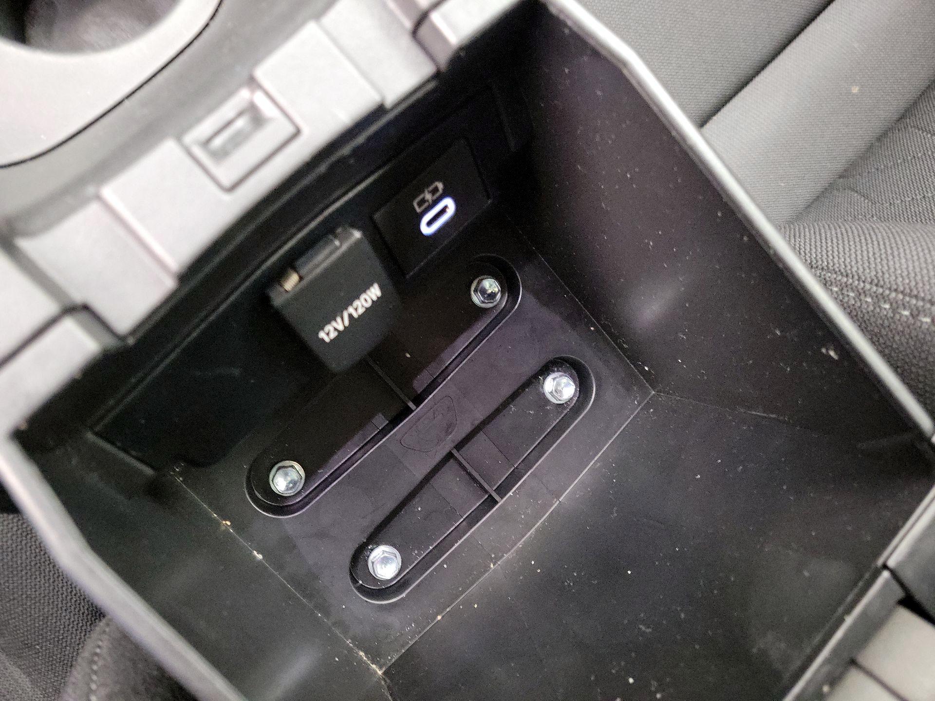 Thumbnail: 2024 Toyota Corolla - 17