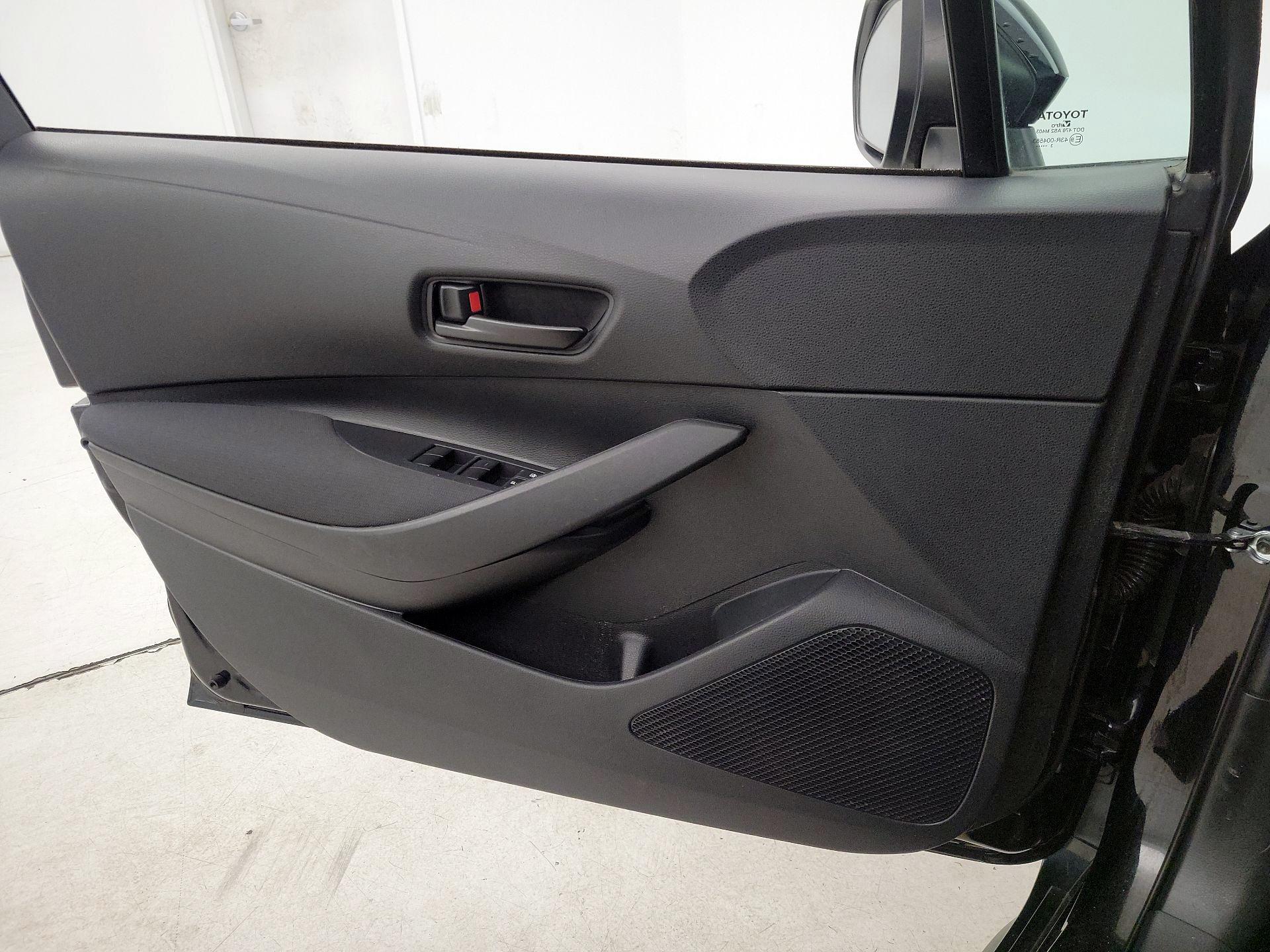 Thumbnail: 2023 Toyota Corolla - 12