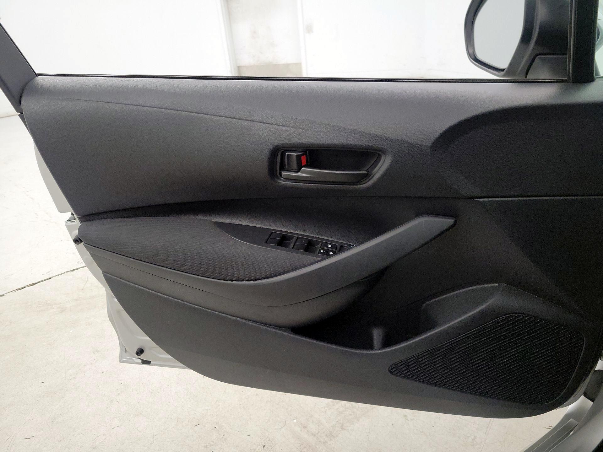 Thumbnail: 2025 Toyota Corolla - 12