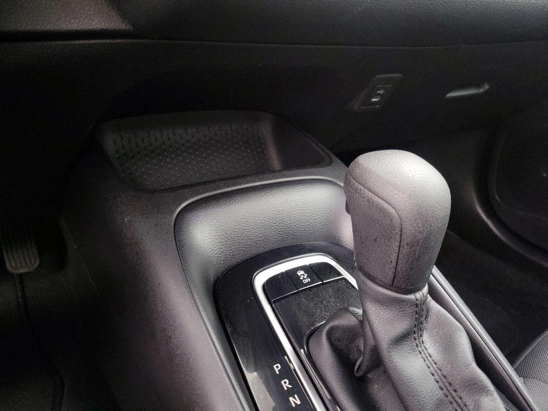 Thumbnail: 2025 Toyota Corolla - 18