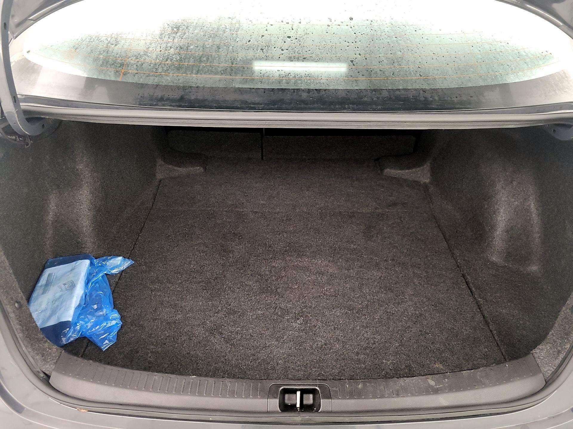 Thumbnail: 2025 Toyota Corolla - 20