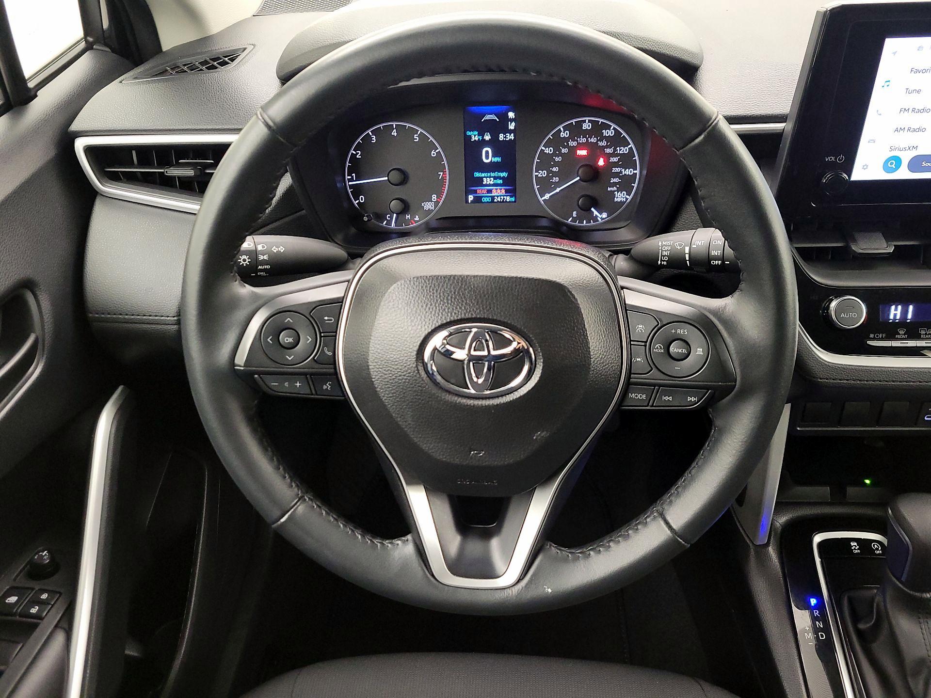 Thumbnail: 2025 Toyota Corolla Cross - 10