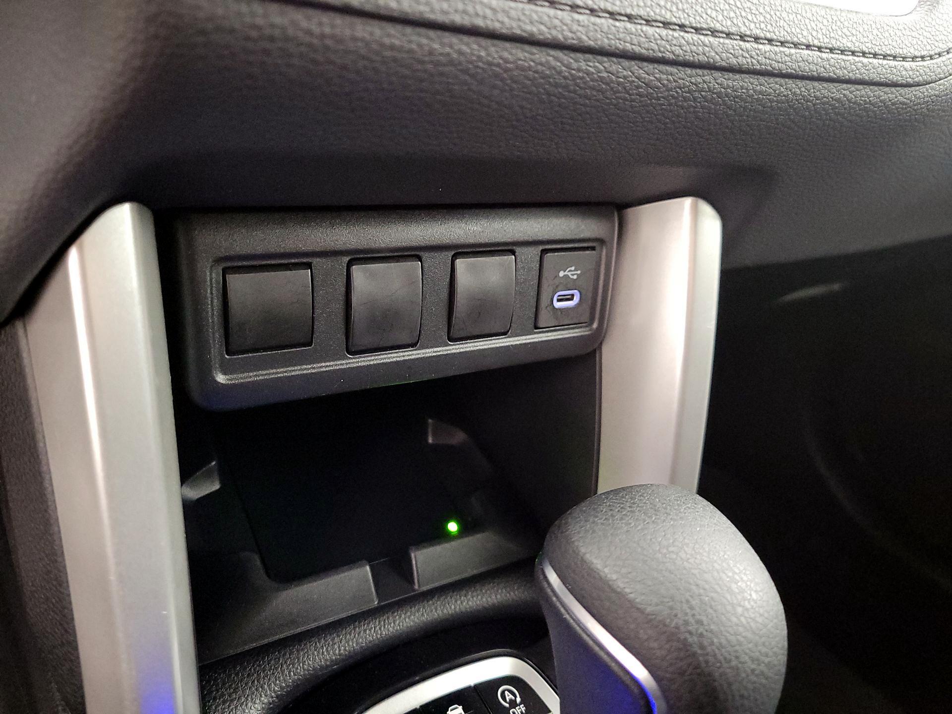 Thumbnail: 2025 Toyota Corolla Cross - 18