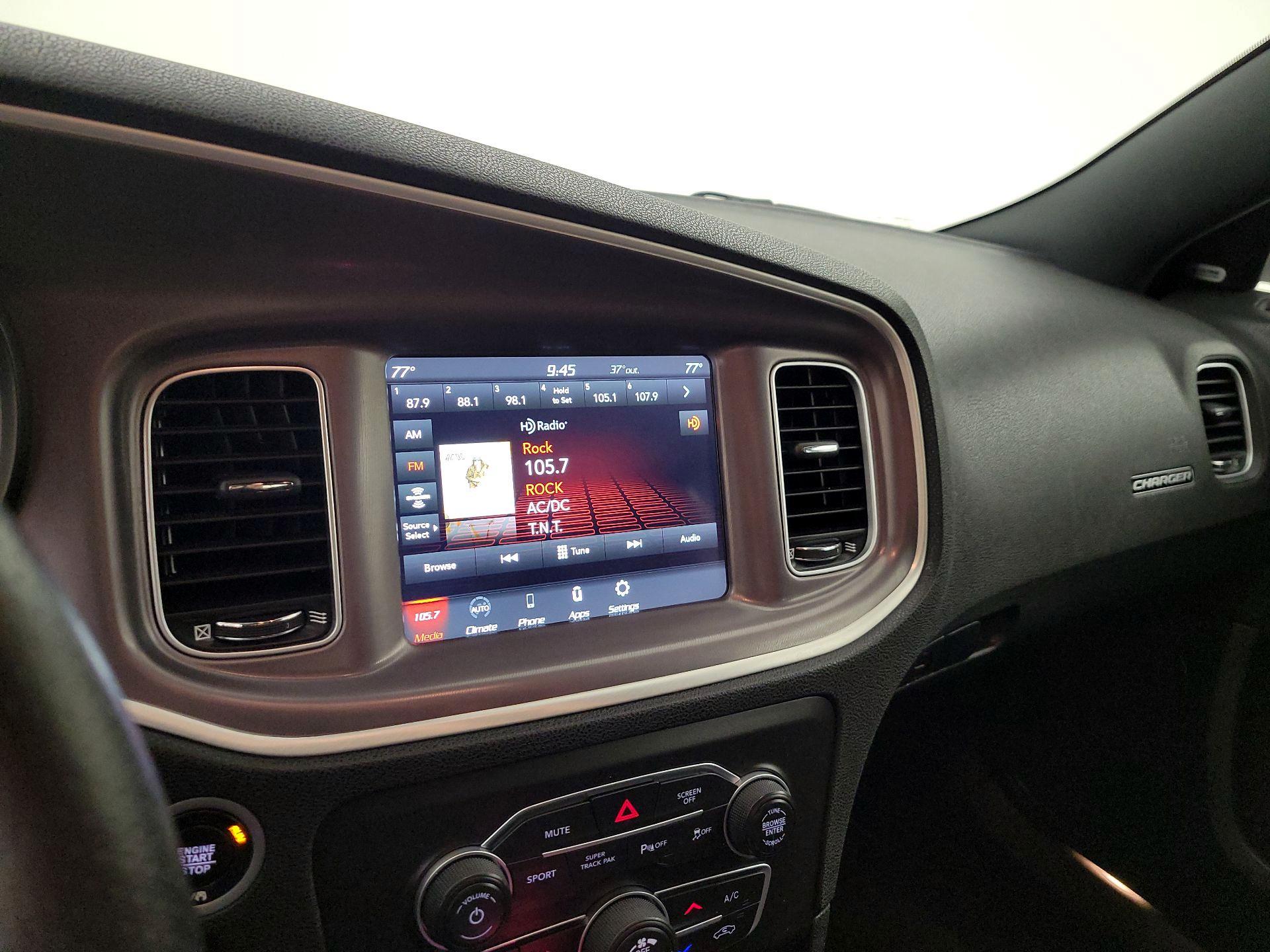 Thumbnail: 2022 Dodge Charger - 15