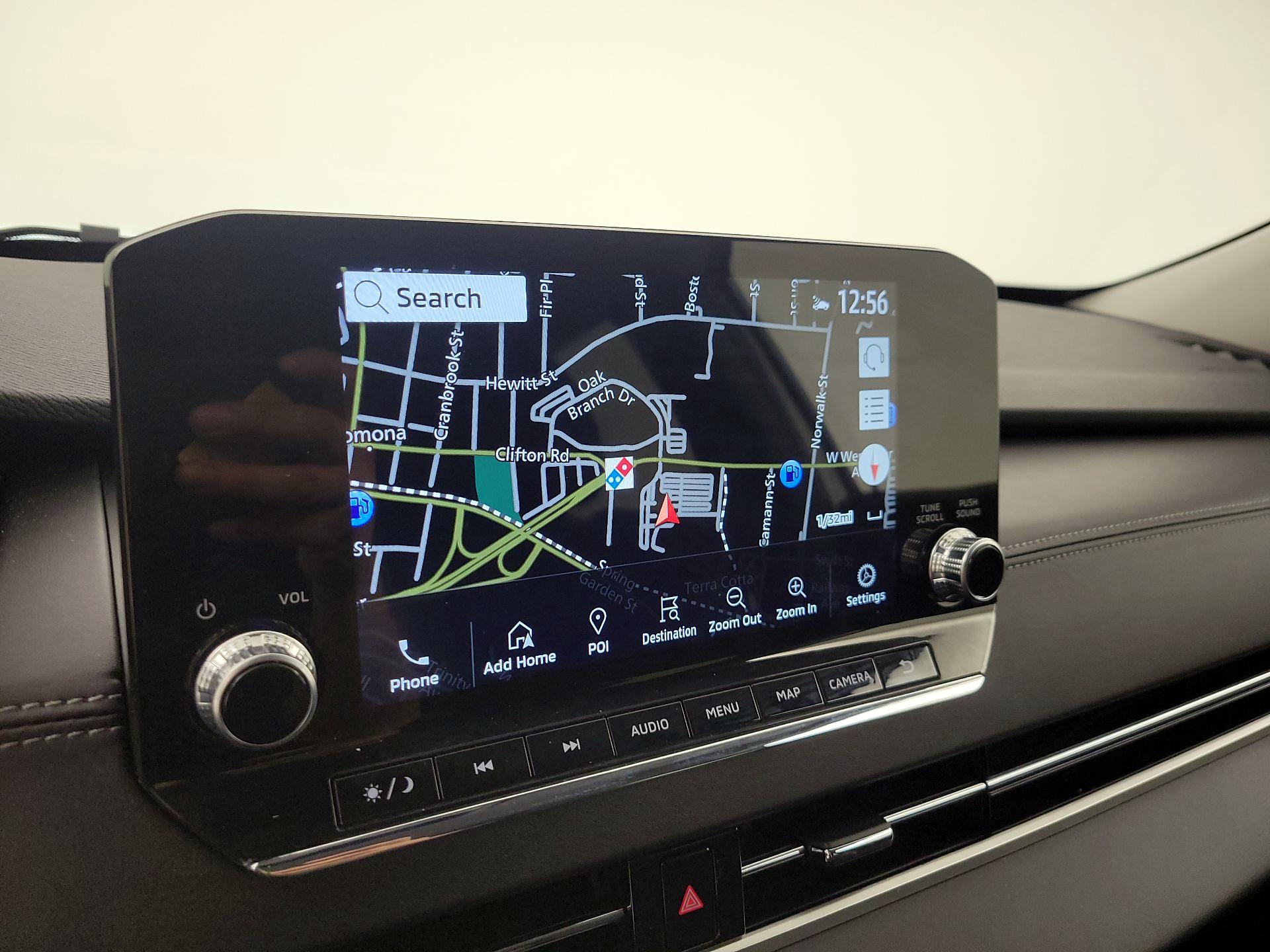 Thumbnail: 2024 Mitsubishi Outlander - 12