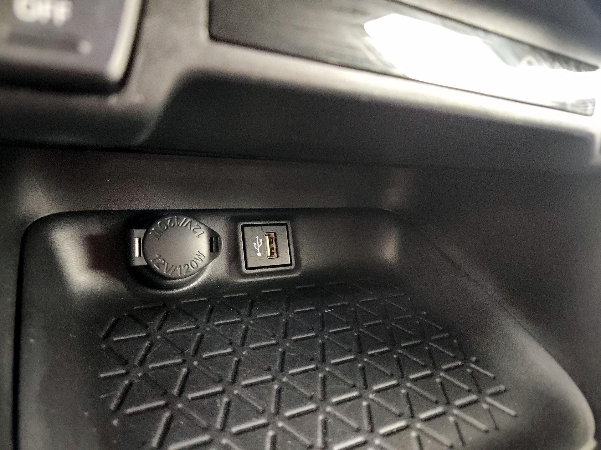 Thumbnail: 2024 Toyota RAV4 - 18