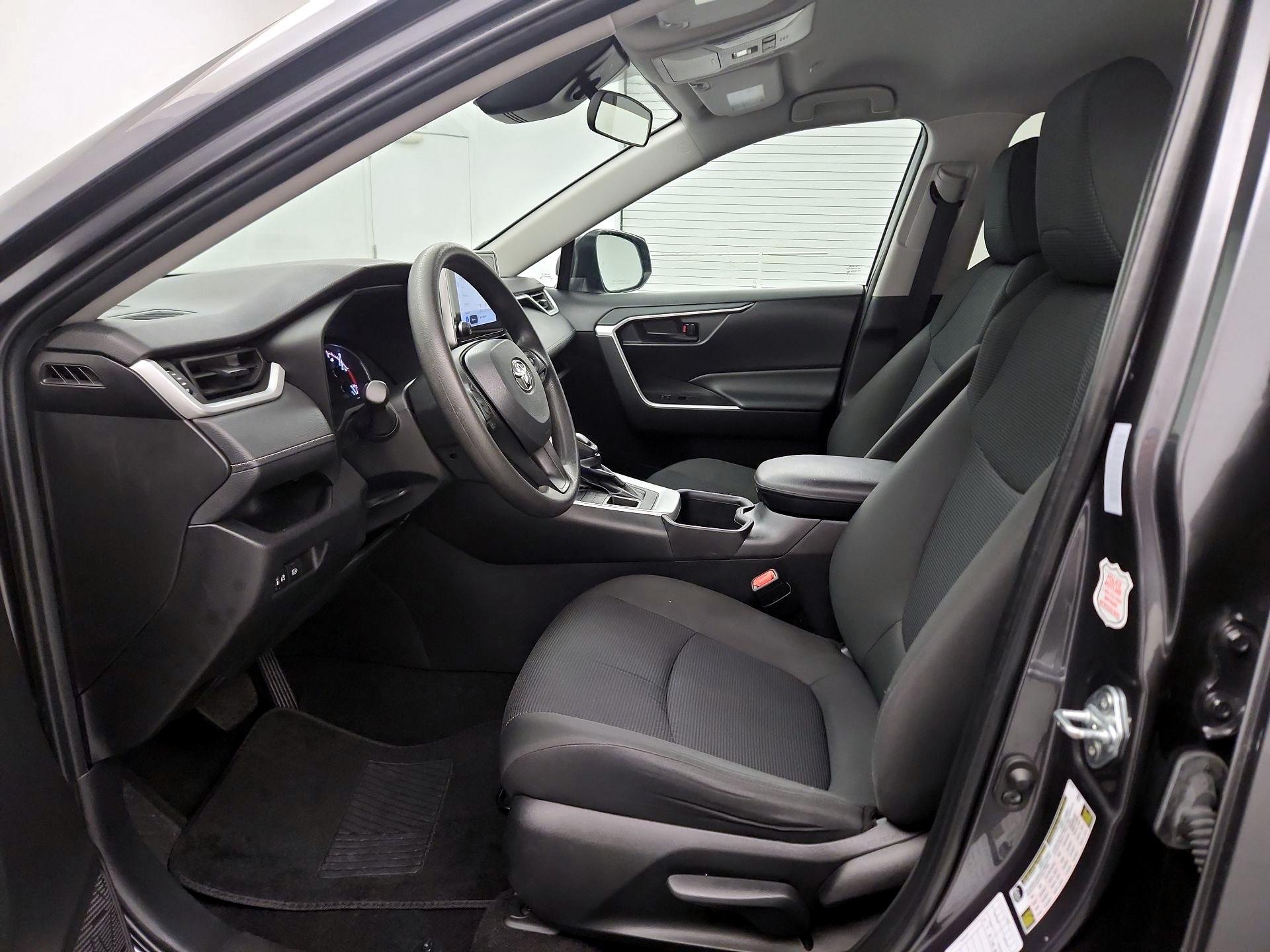 Thumbnail: 2024 Toyota RAV4 - 11