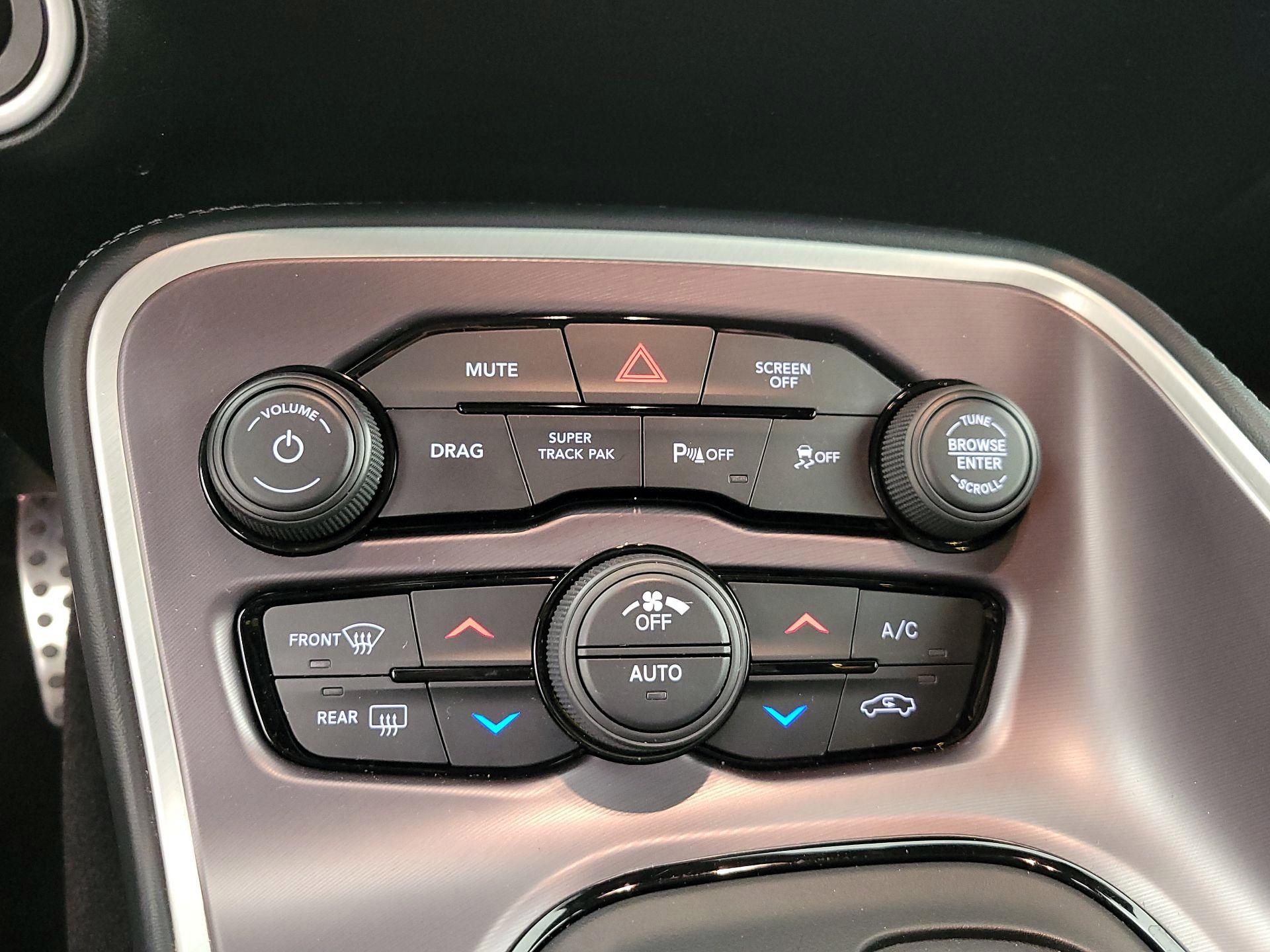 Thumbnail: 2021 Dodge Challenger - 17