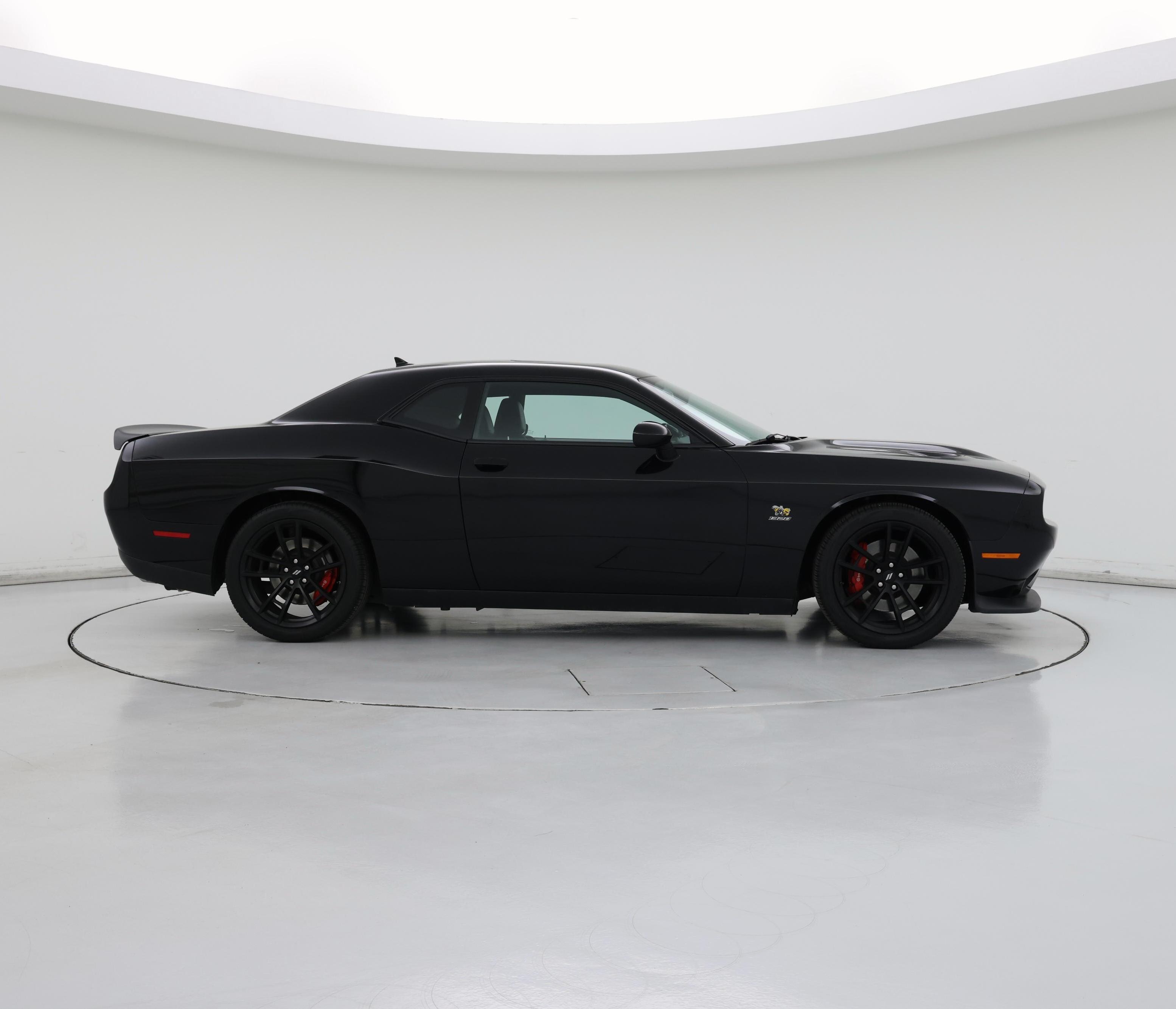 Thumbnail: 2021 Dodge Challenger - 7
