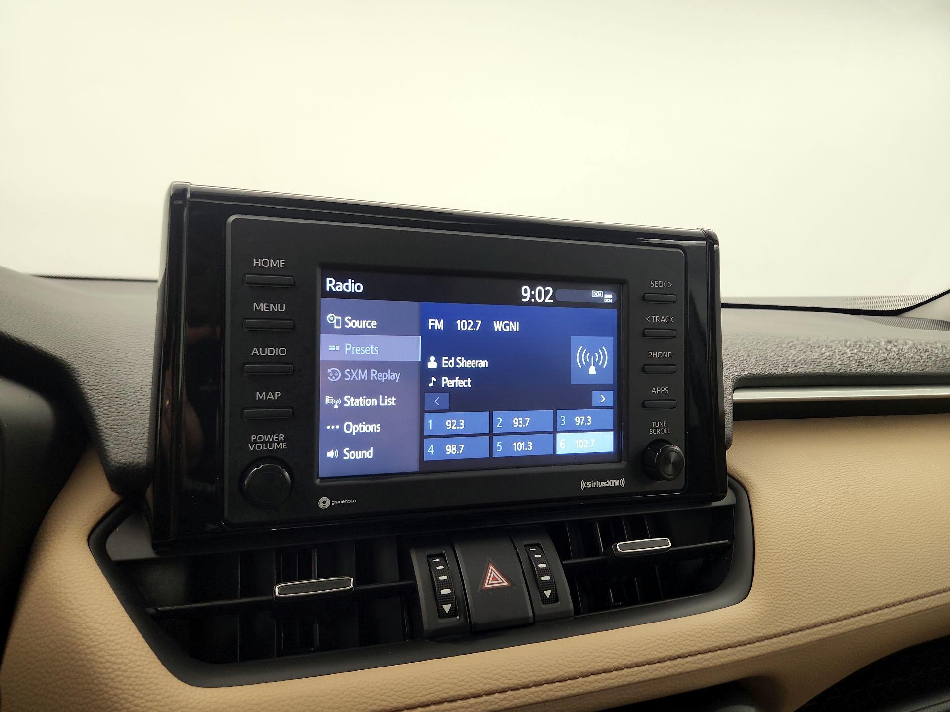 Thumbnail: 2022 Toyota RAV4 - 15