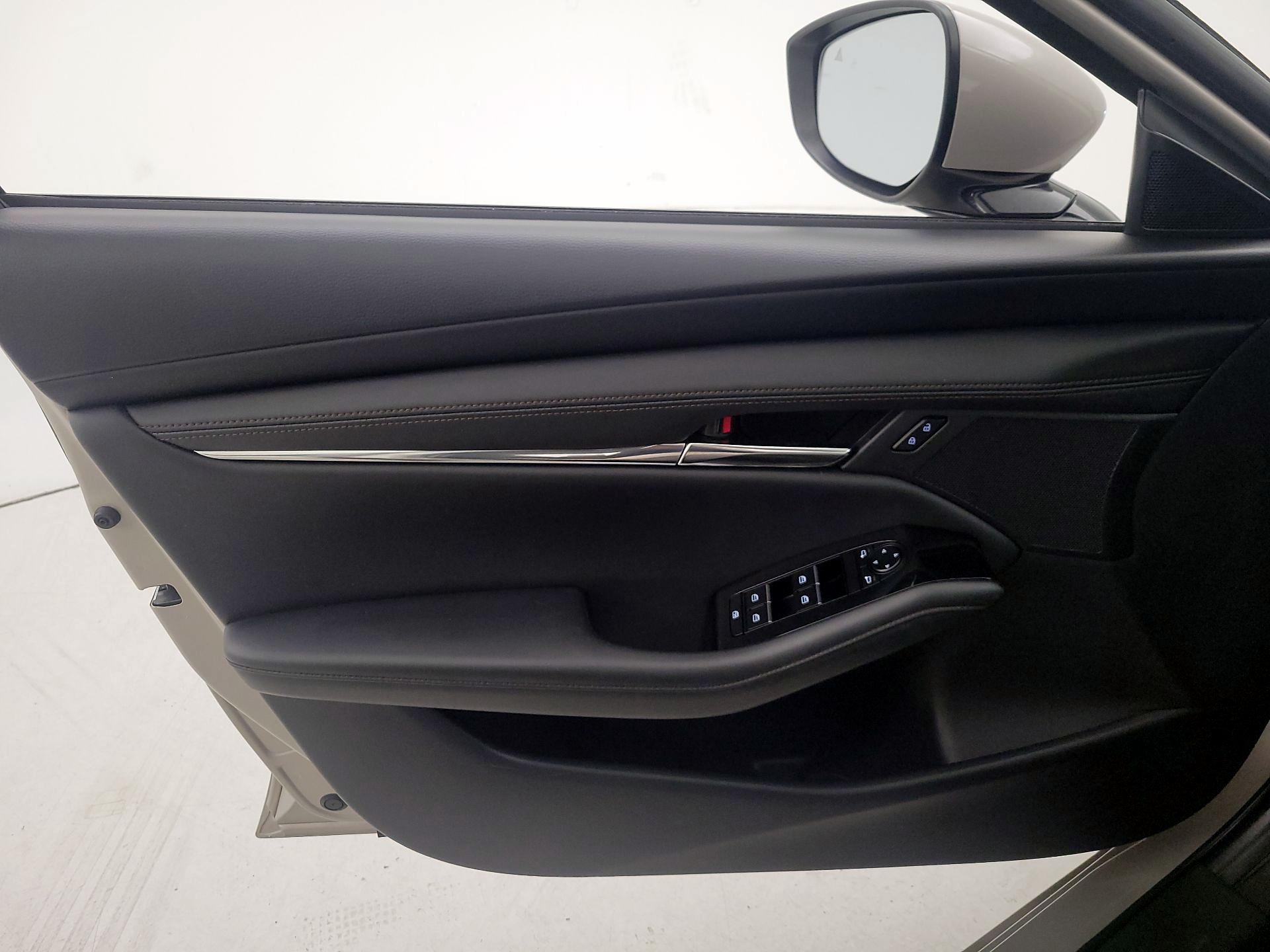 Thumbnail: 2025 Mazda Mazda3 - 12