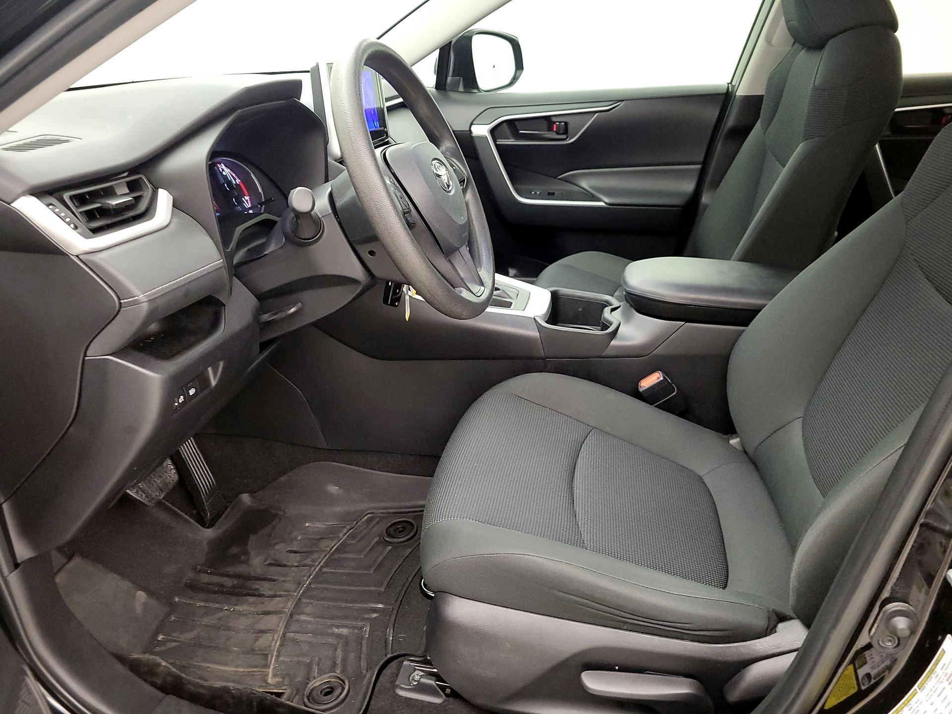 Thumbnail: 2024 Toyota RAV4 - 11