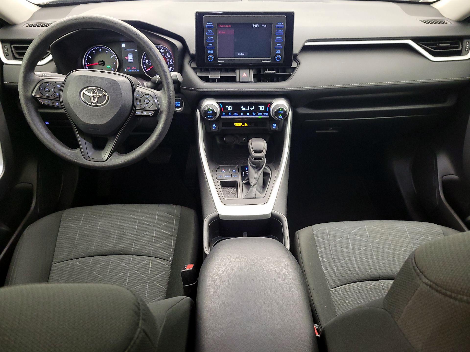 Thumbnail: 2022 Toyota RAV4 - 9