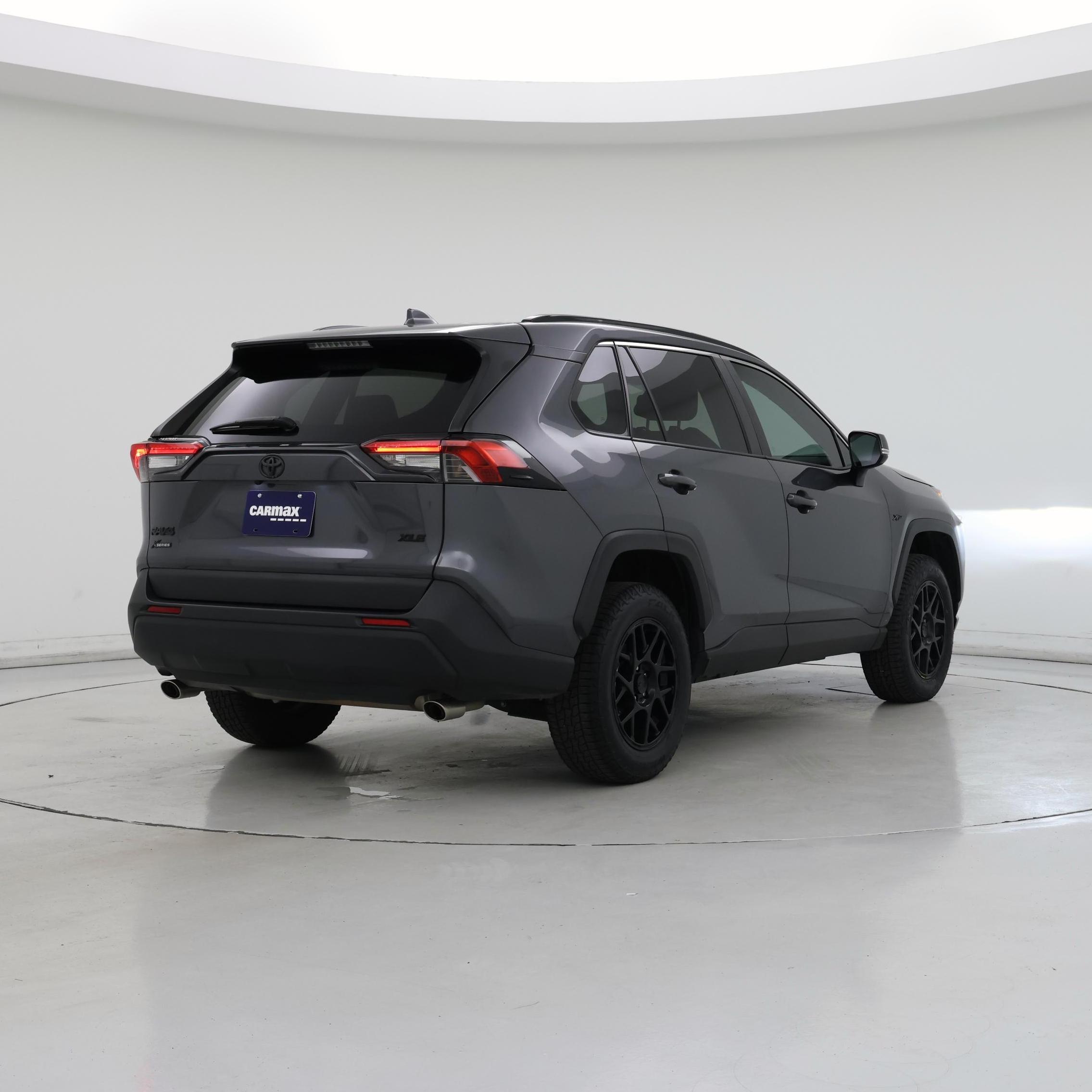 Thumbnail: 2022 Toyota RAV4 - 8