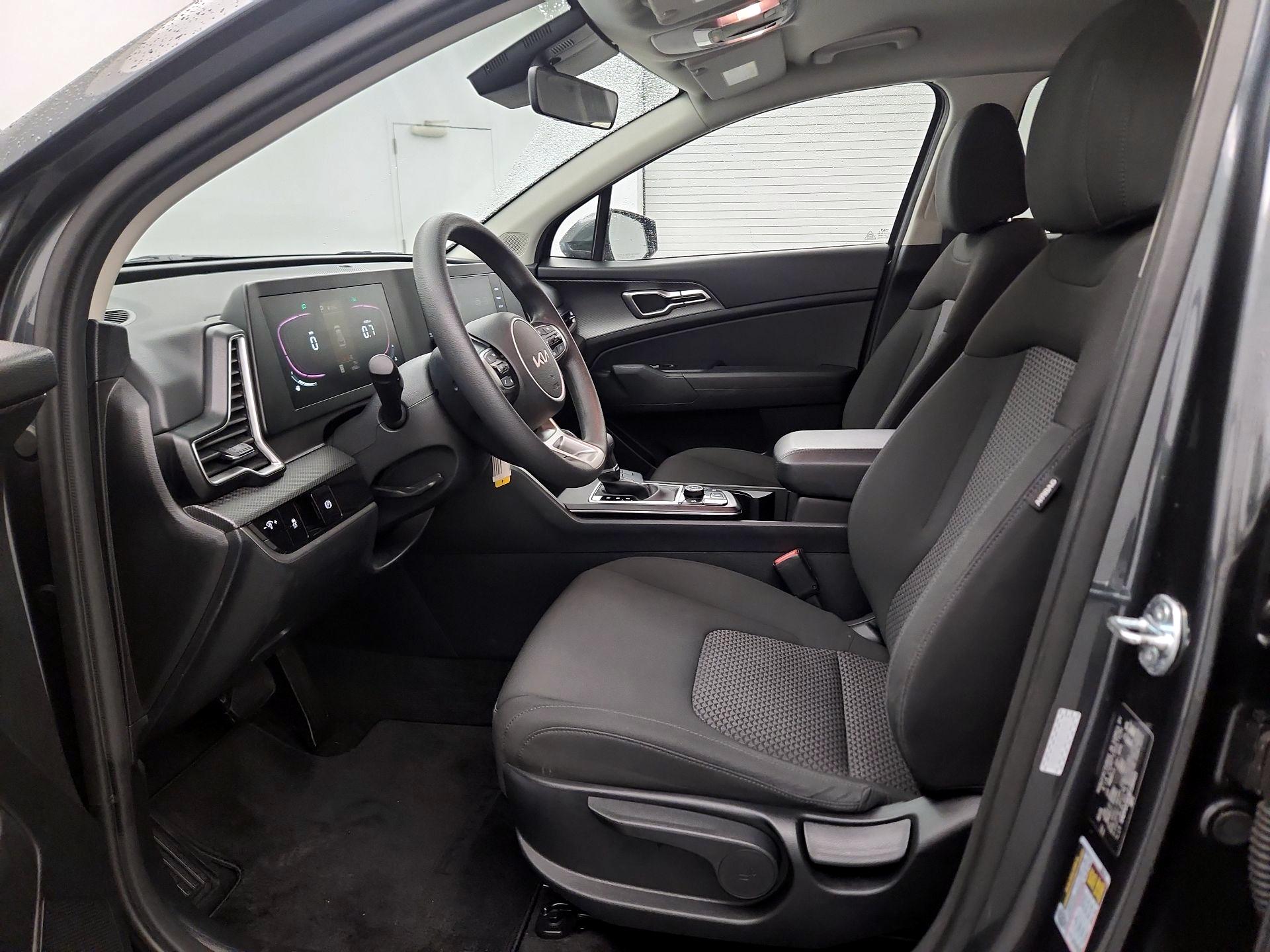 Thumbnail: 2024 Kia Sportage - 11