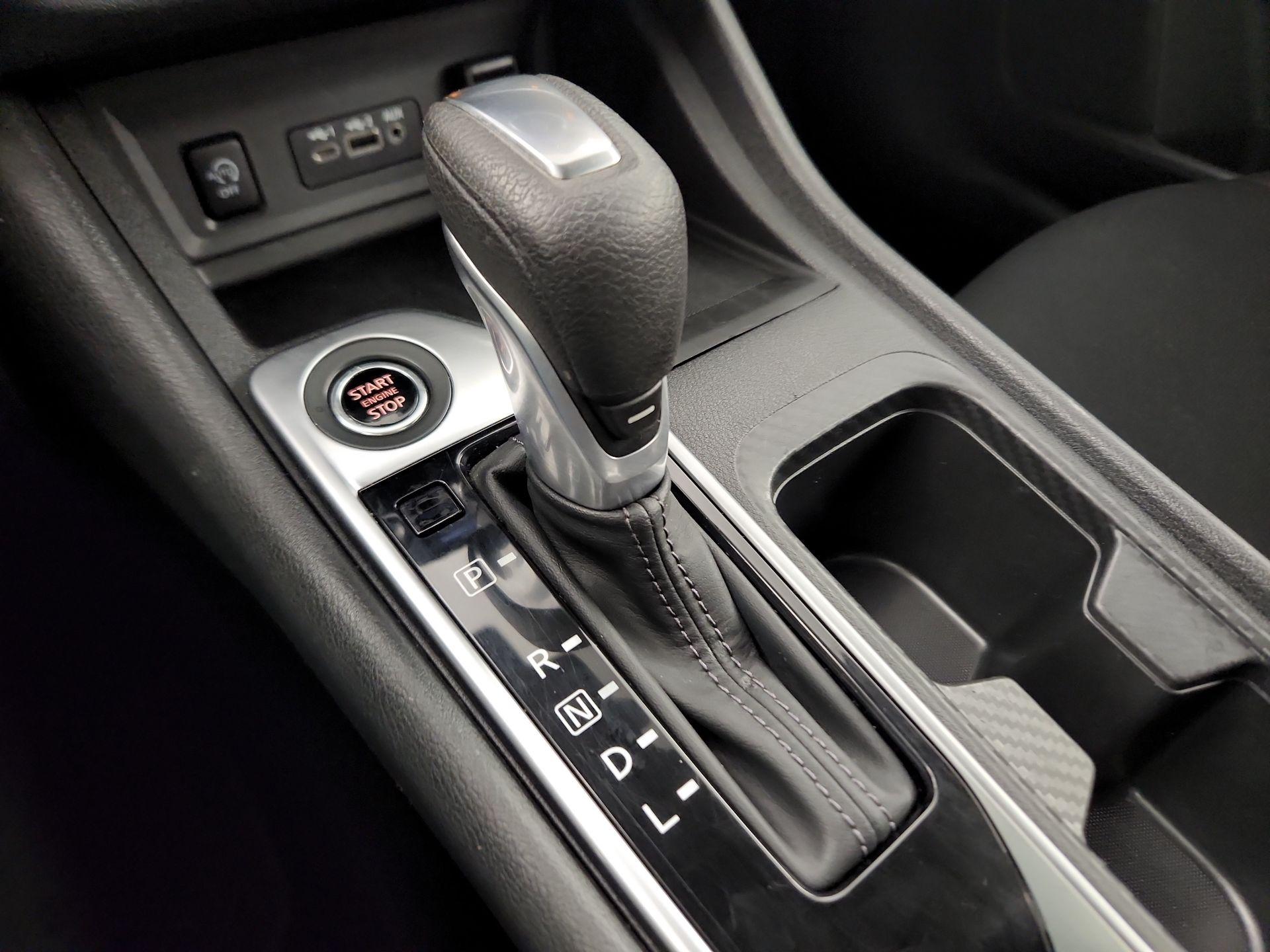 Thumbnail: 2025 Nissan Sentra - 15