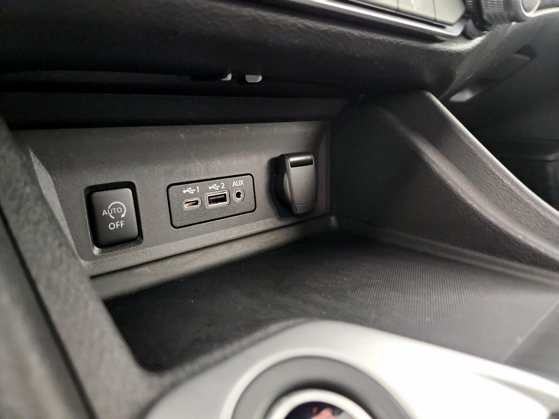 Thumbnail: 2025 Nissan Sentra - 16