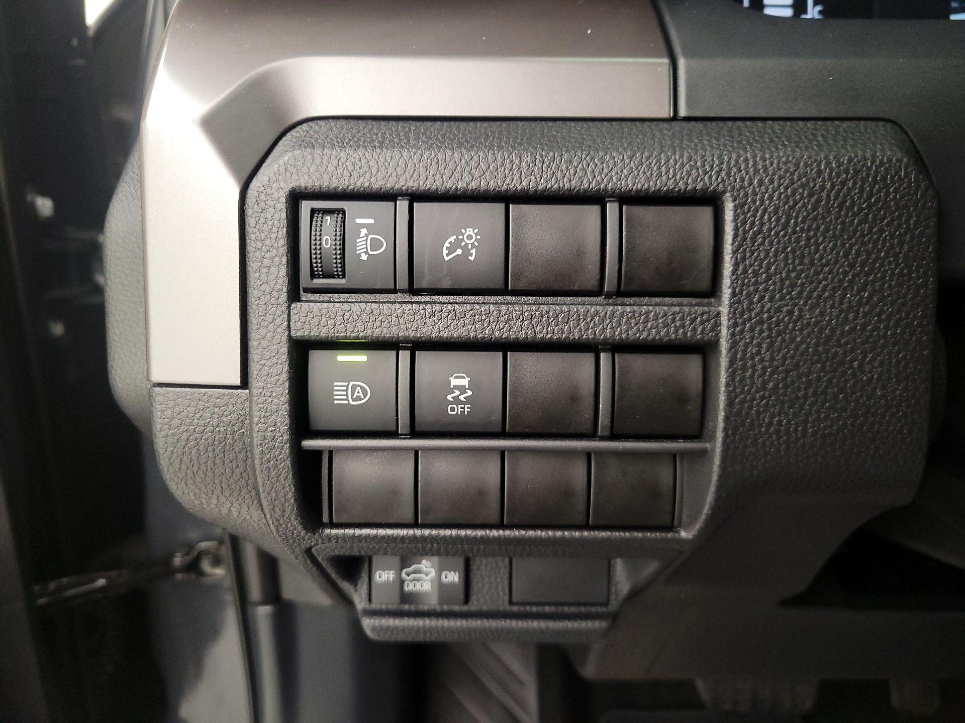 Thumbnail: 2024 Toyota Tacoma - 13