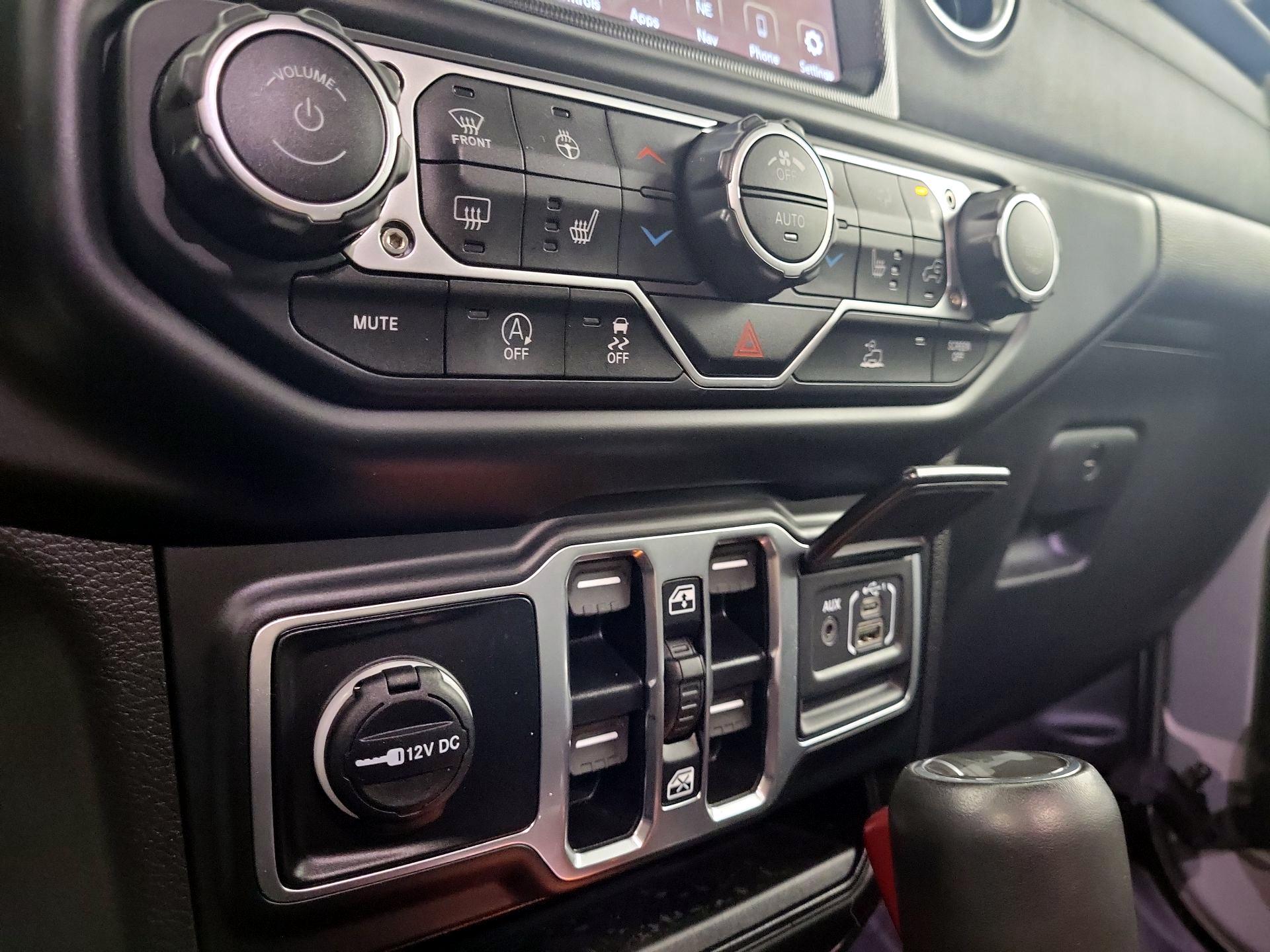 Thumbnail: 2023 Jeep Wrangler - 15