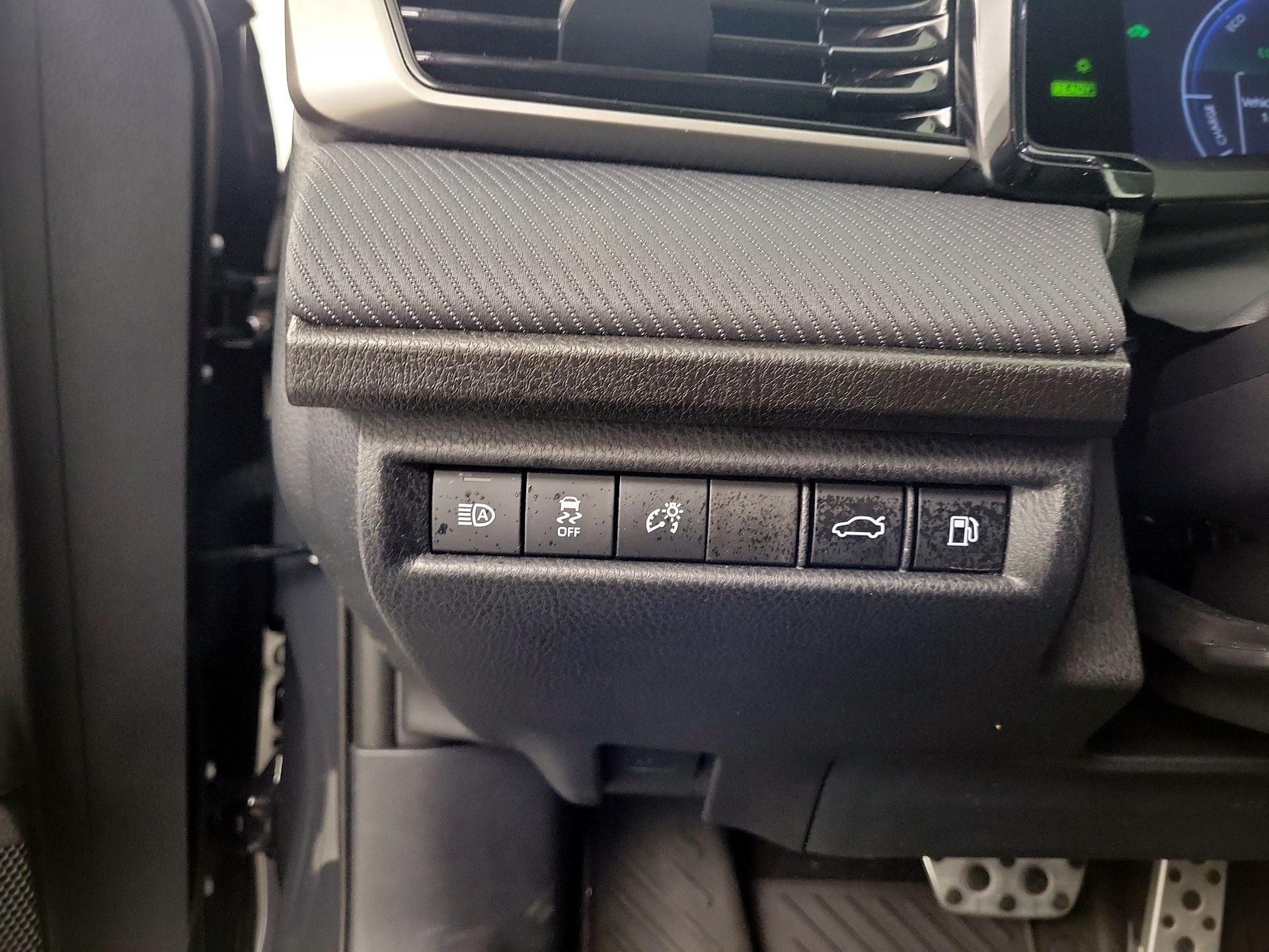 Thumbnail: 2025 Toyota Camry - 13