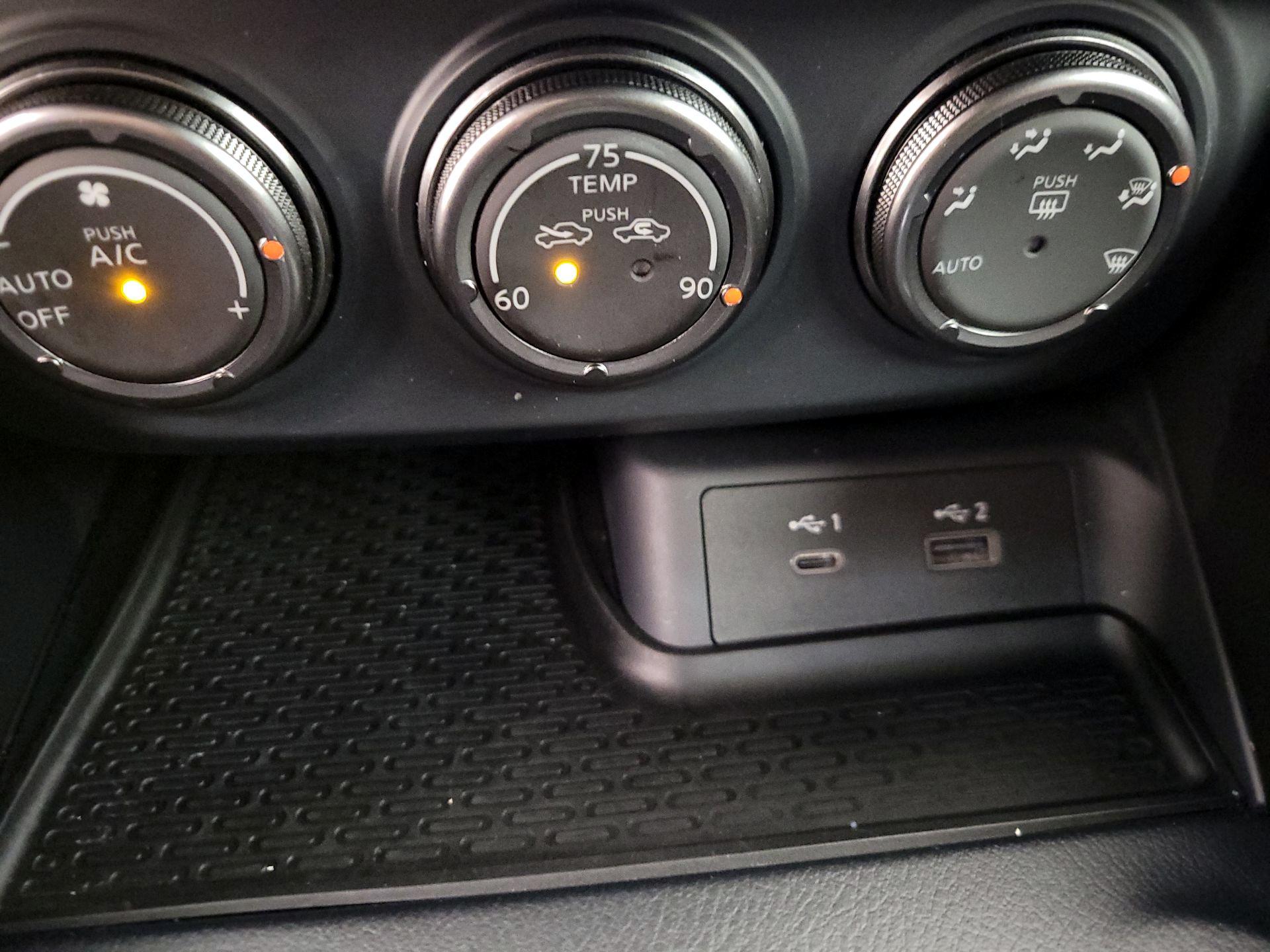 Thumbnail: 2024 Nissan Z - 19