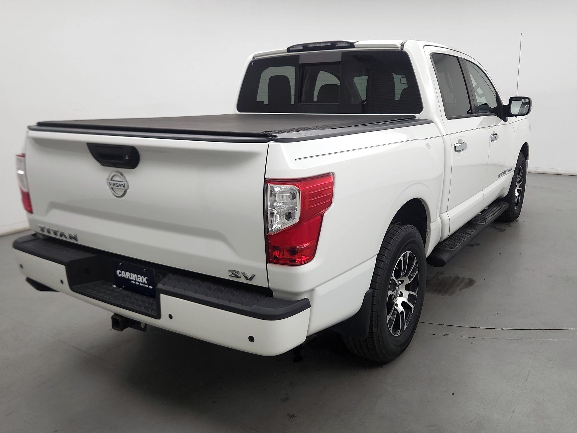 Thumbnail: 2020 Nissan Titan - 5