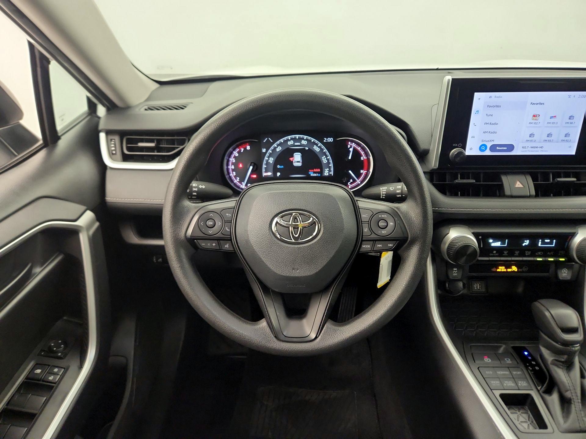 Thumbnail: 2024 Toyota RAV4 - 10