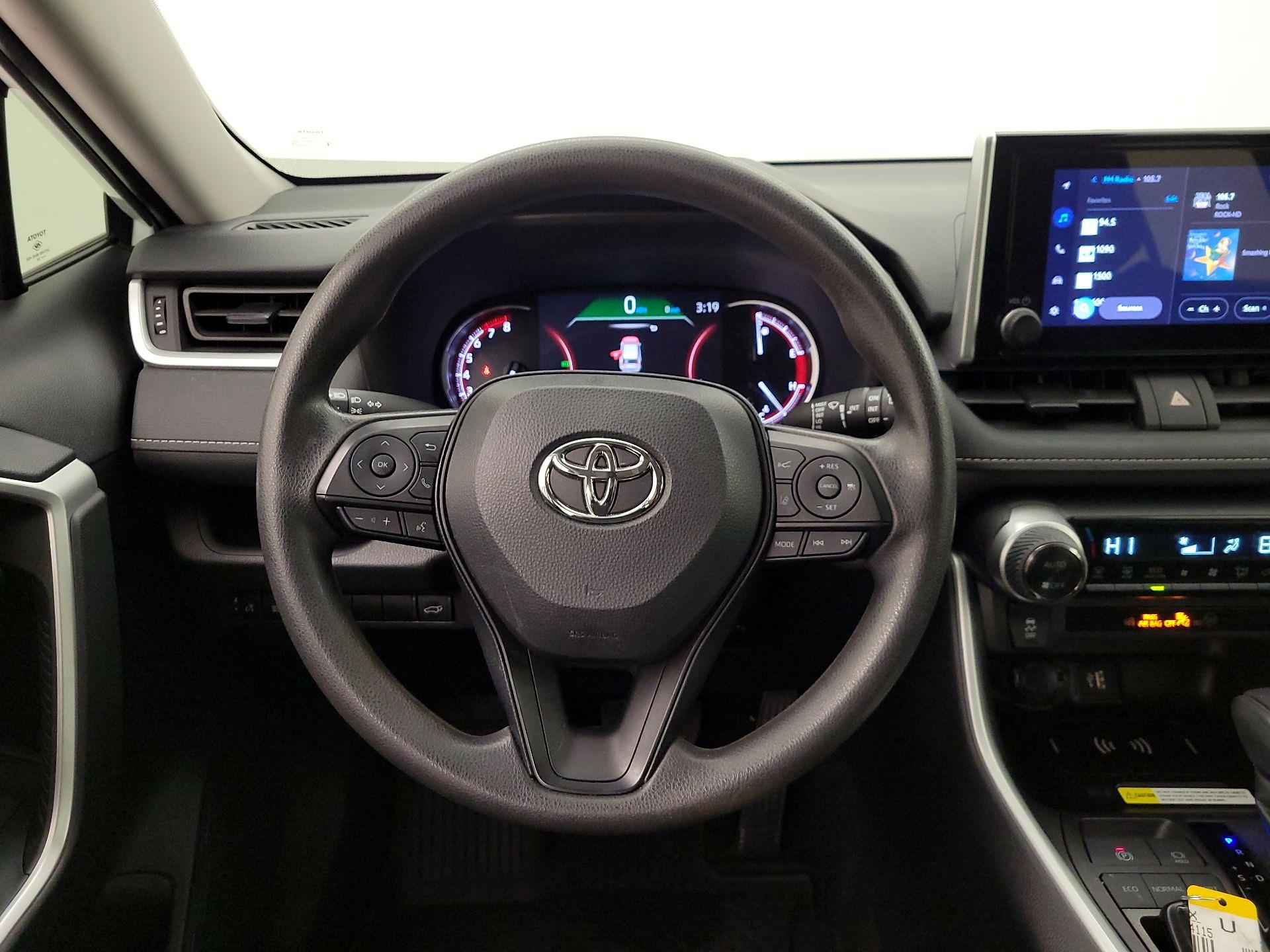 Thumbnail: 2024 Toyota RAV4 - 10