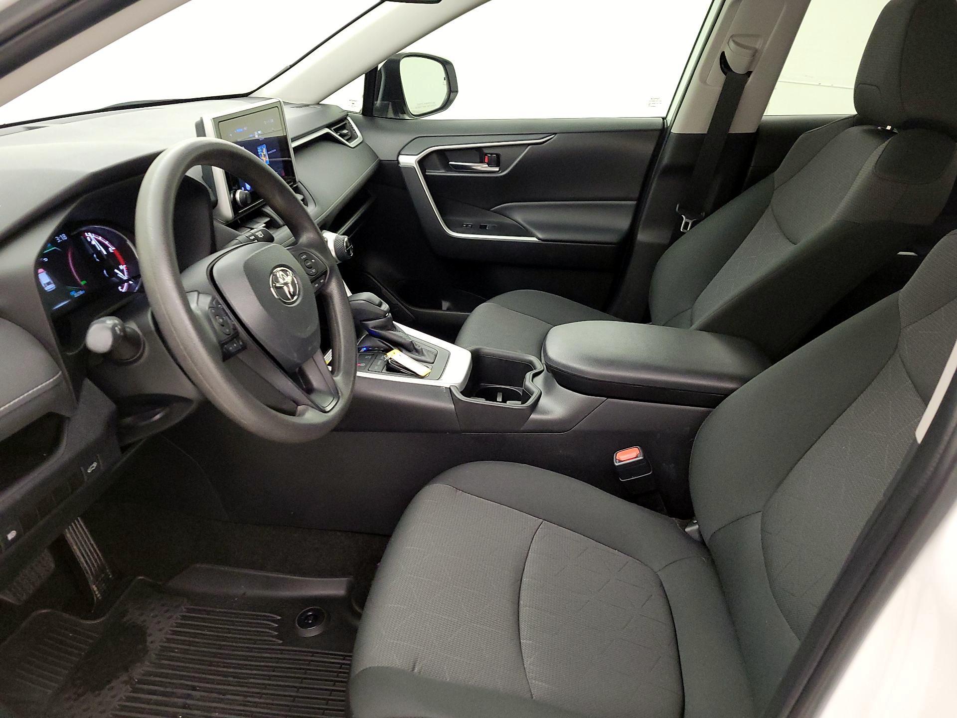 Thumbnail: 2024 Toyota RAV4 - 11