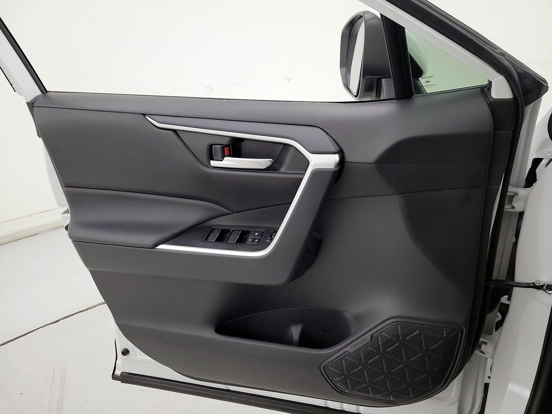 Thumbnail: 2024 Toyota RAV4 - 12