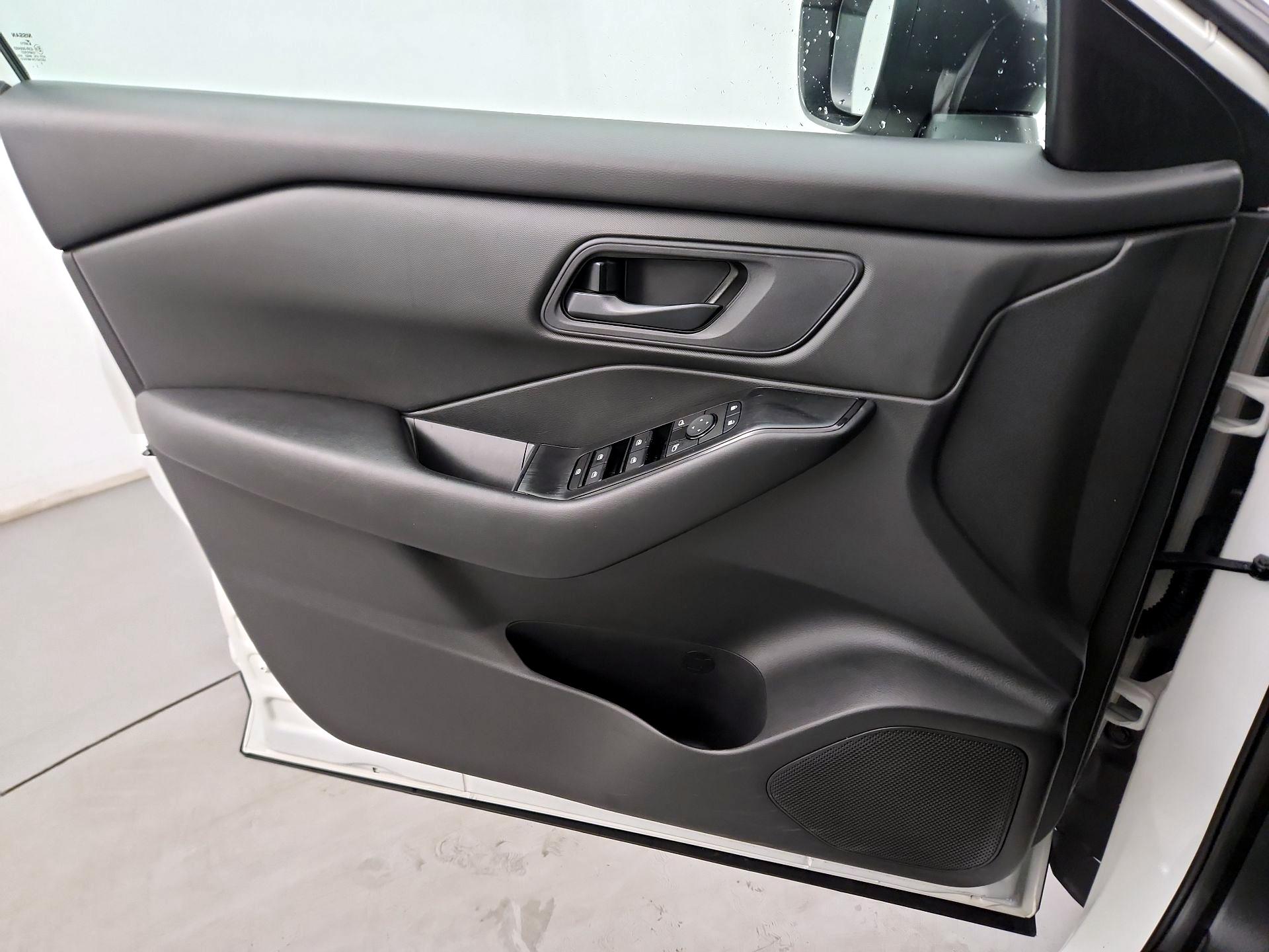 Thumbnail: 2024 Nissan Rogue - 12