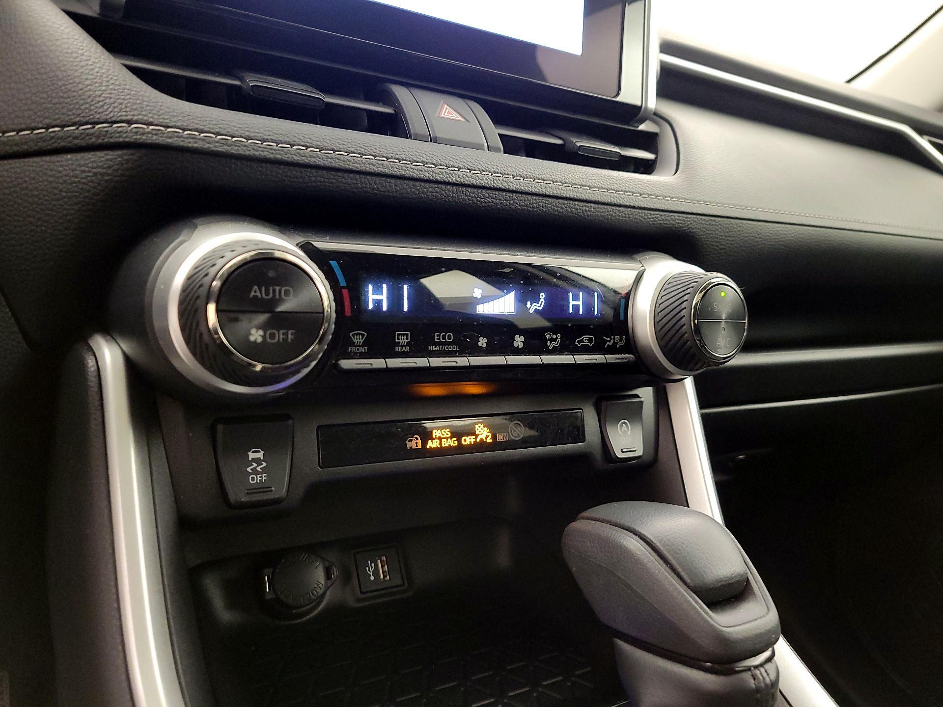 Thumbnail: 2023 Toyota RAV4 - 16