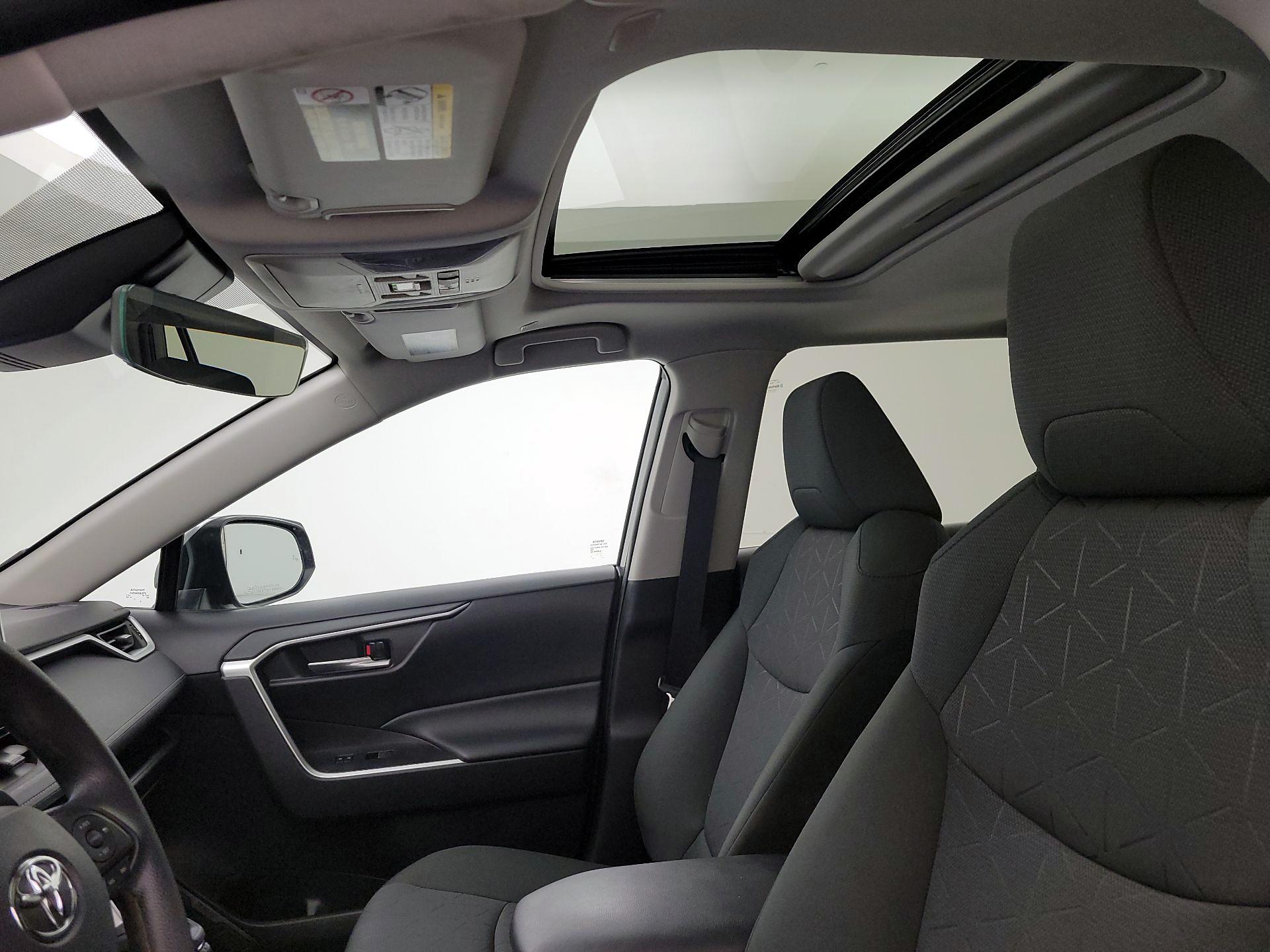 Thumbnail: 2023 Toyota RAV4 - 19