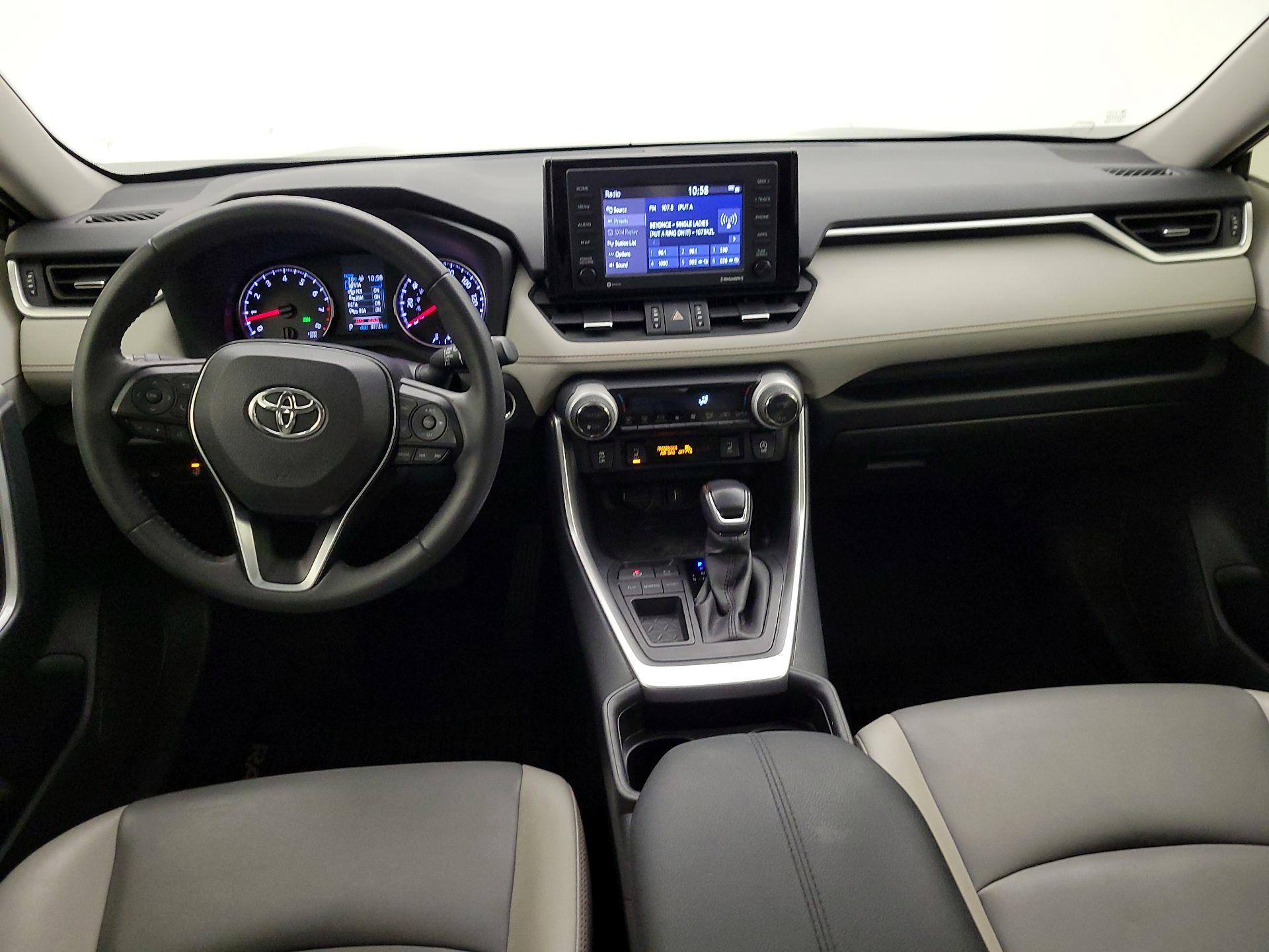 Thumbnail: 2020 Toyota RAV4 - 9