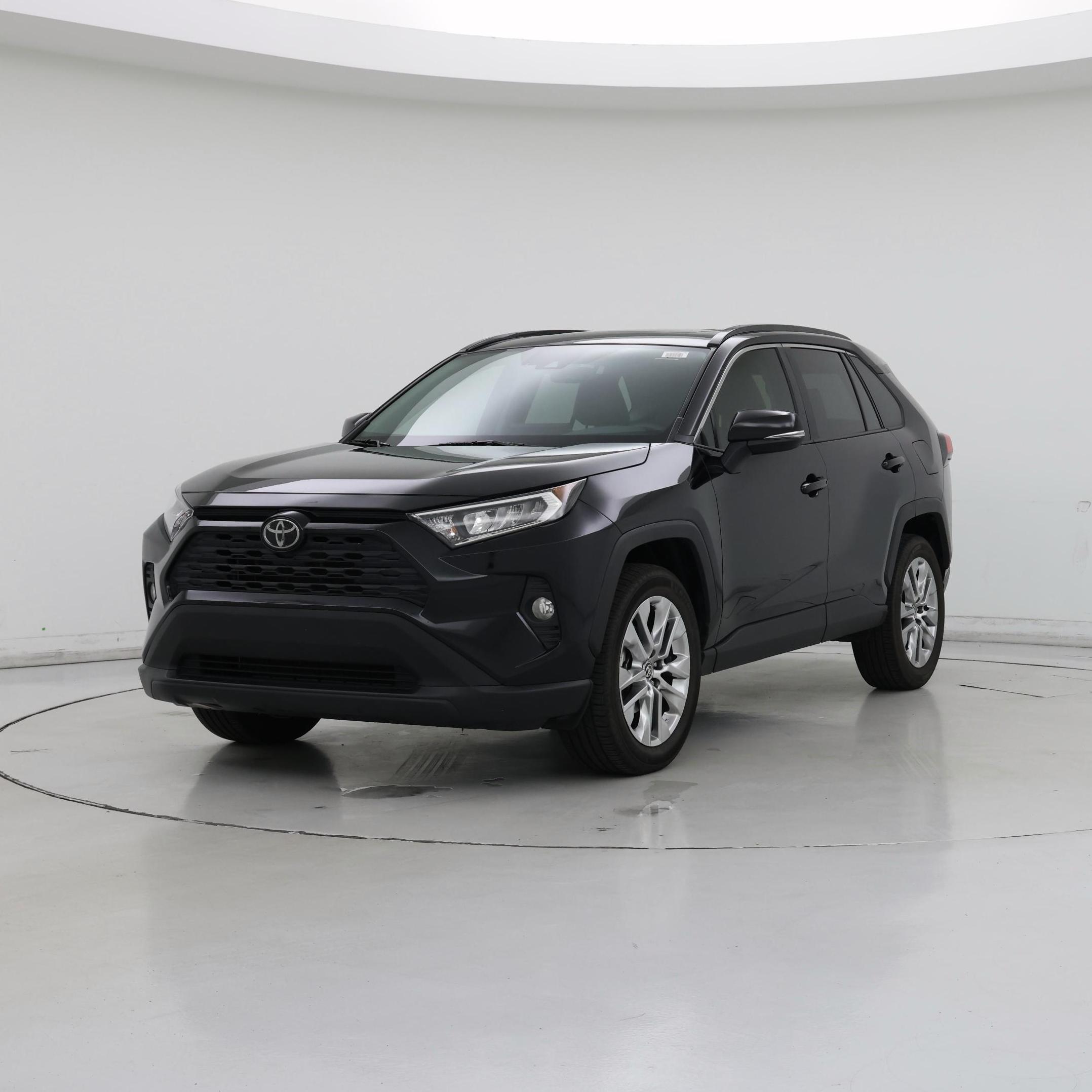 Thumbnail: 2020 Toyota RAV4 - 4