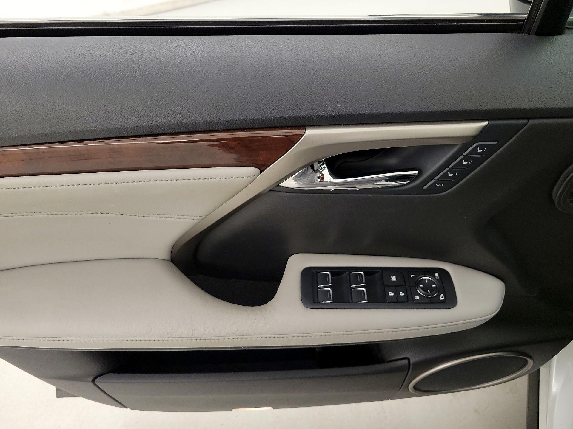 Thumbnail: 2016 Lexus RX - 12