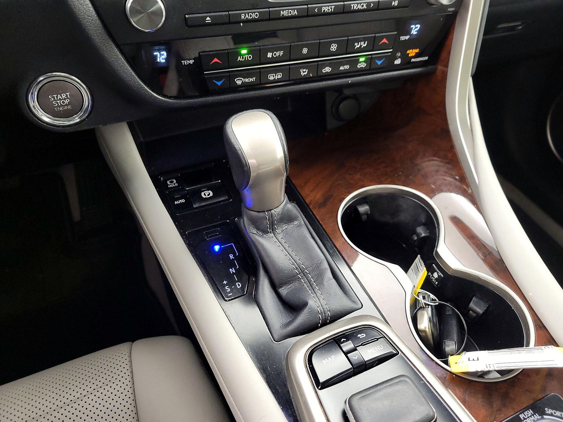 Thumbnail: 2016 Lexus RX - 18