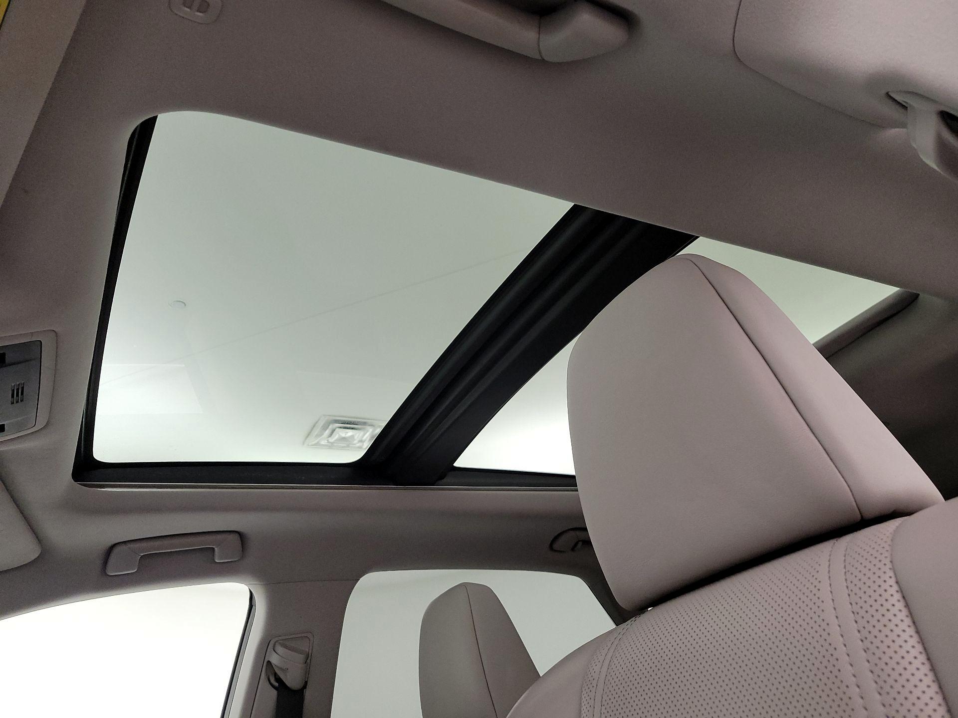 Thumbnail: 2016 Lexus RX - 20